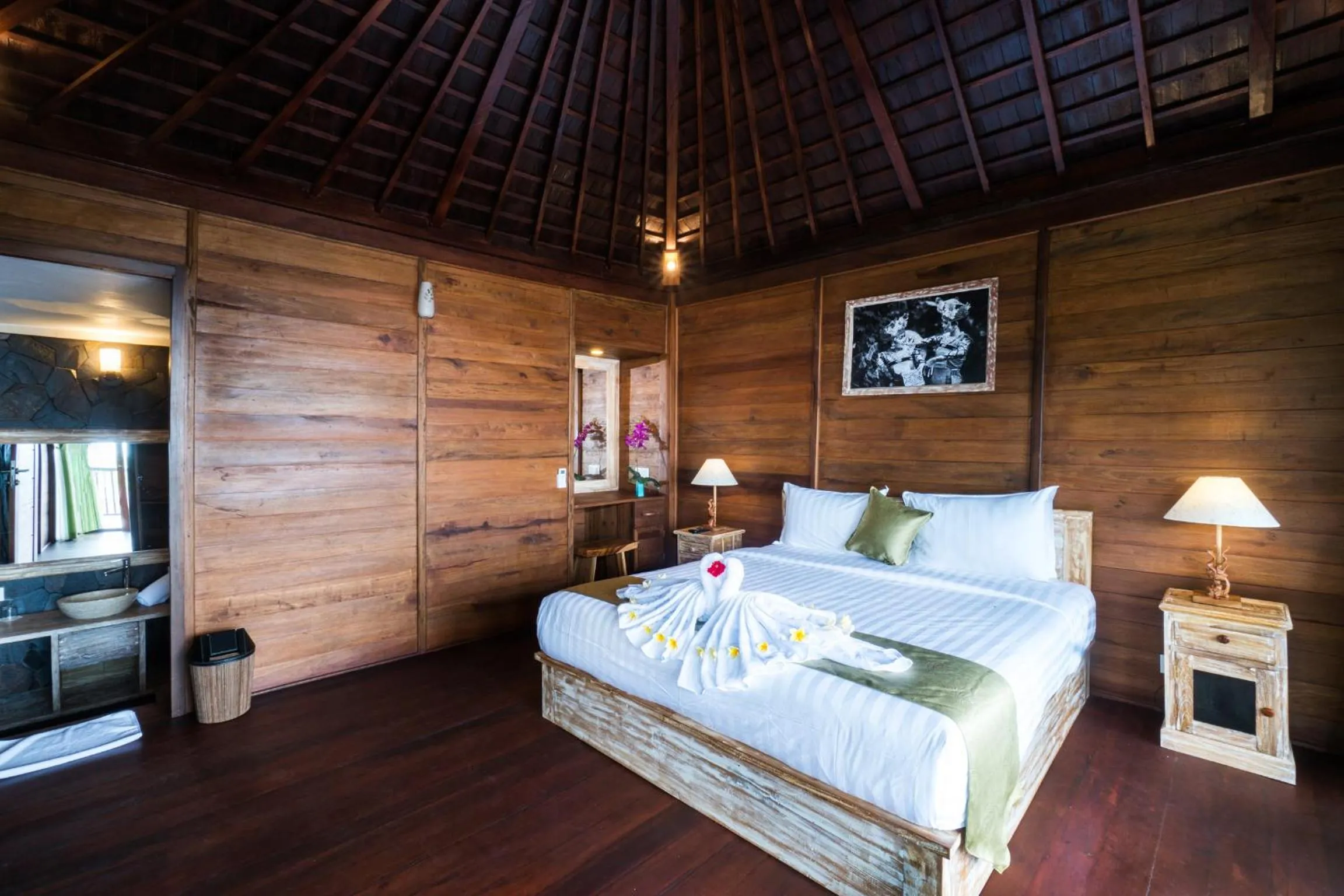 Bed in Jenggala Hill