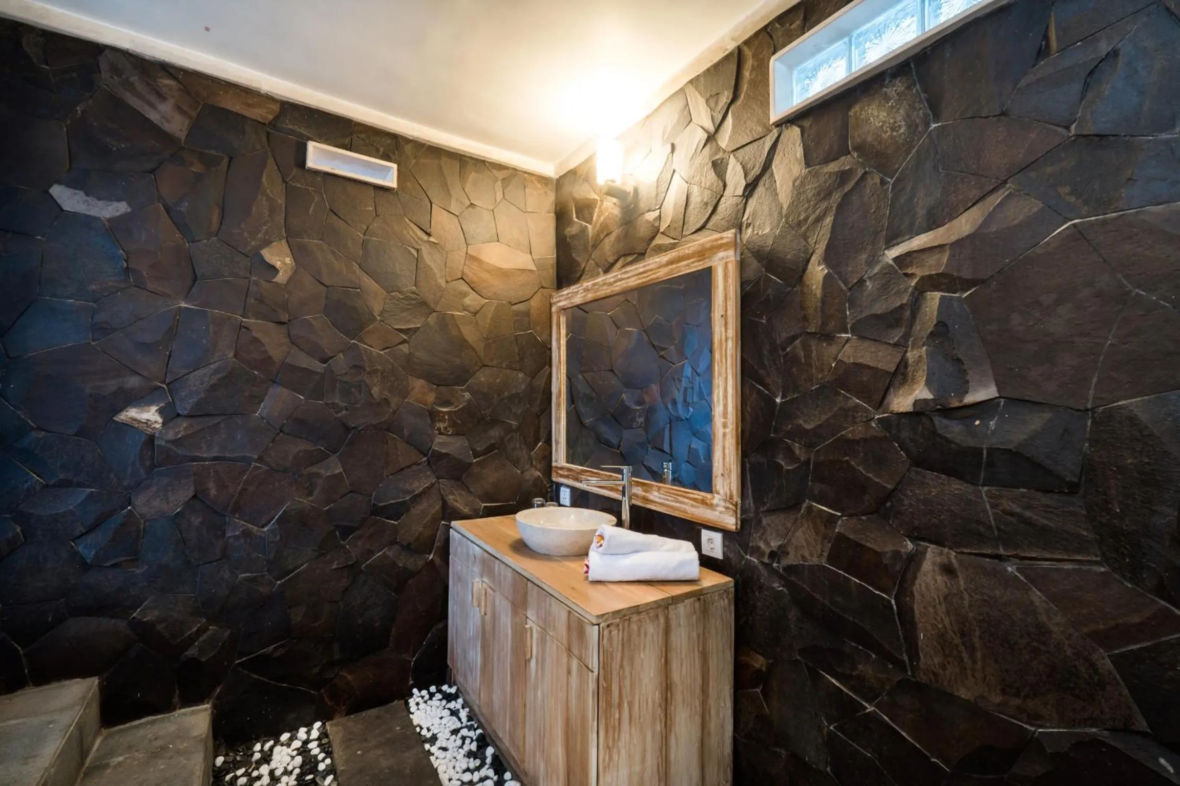 Bathroom in Jenggala Hill