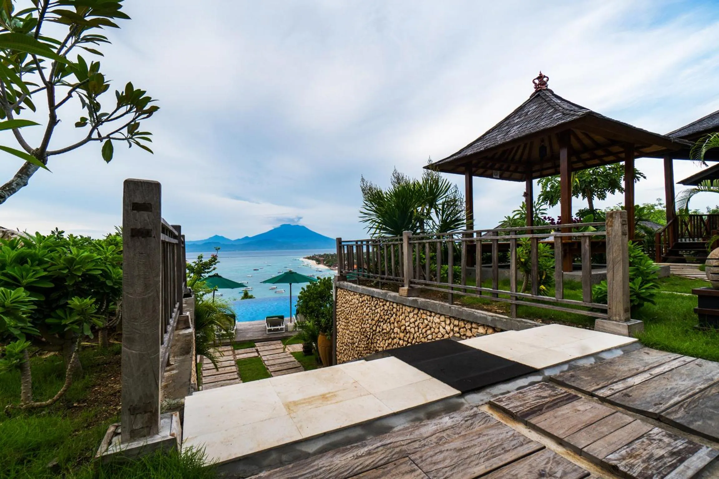 Mountain view in Jenggala Hill