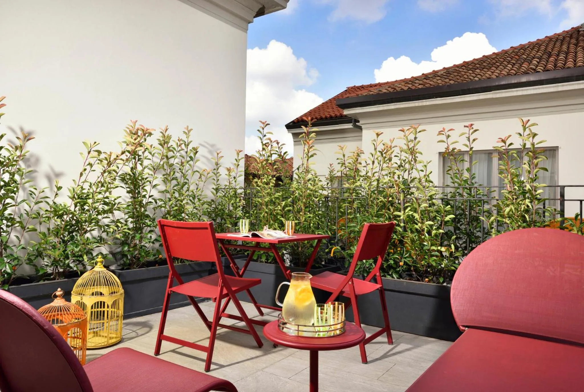 Photo of the whole room in Hotel Indigo Milan - Corso Monforte by IHG