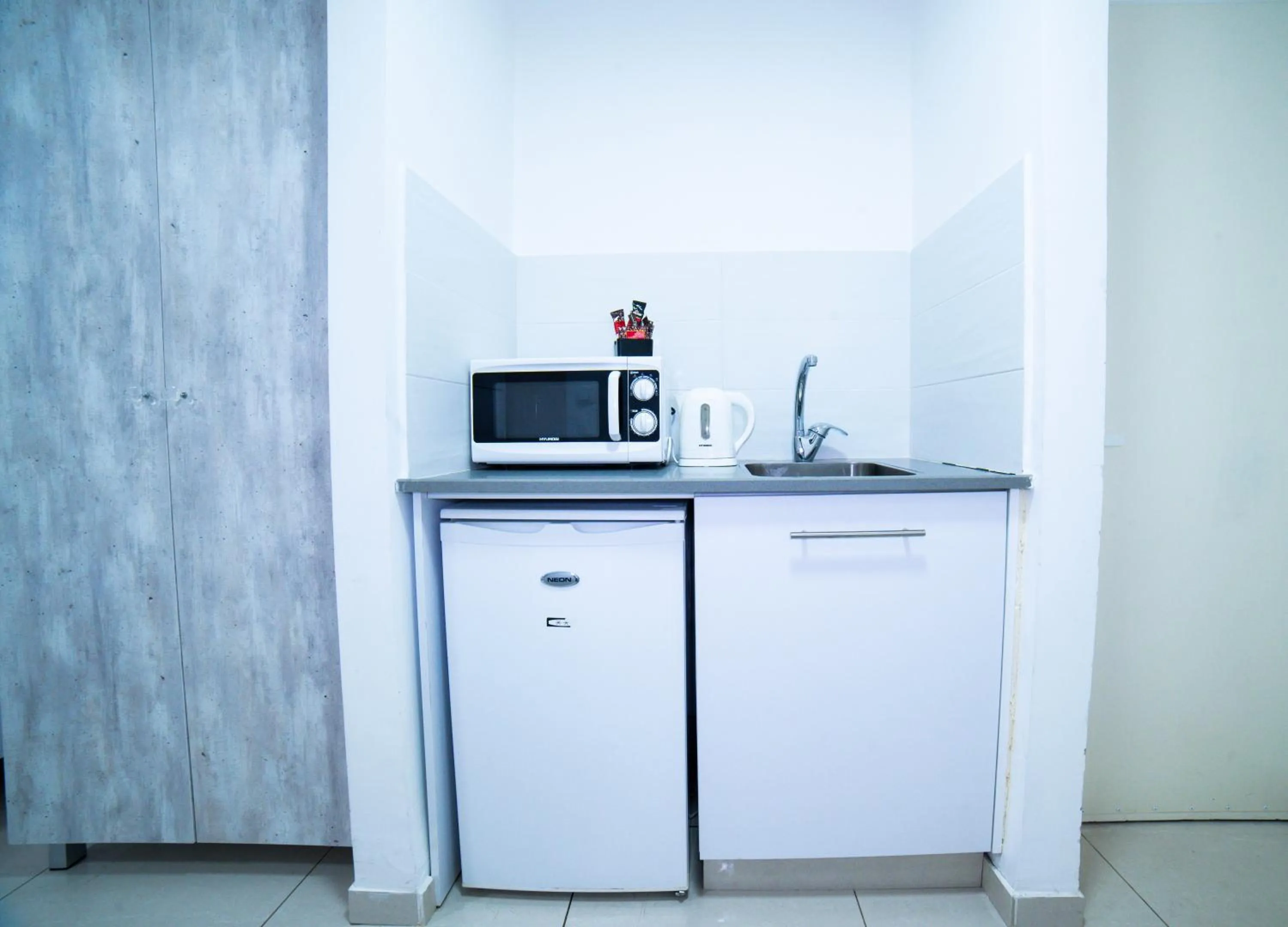 Coffee/tea facilities in Agamim Hotel Ashkelon