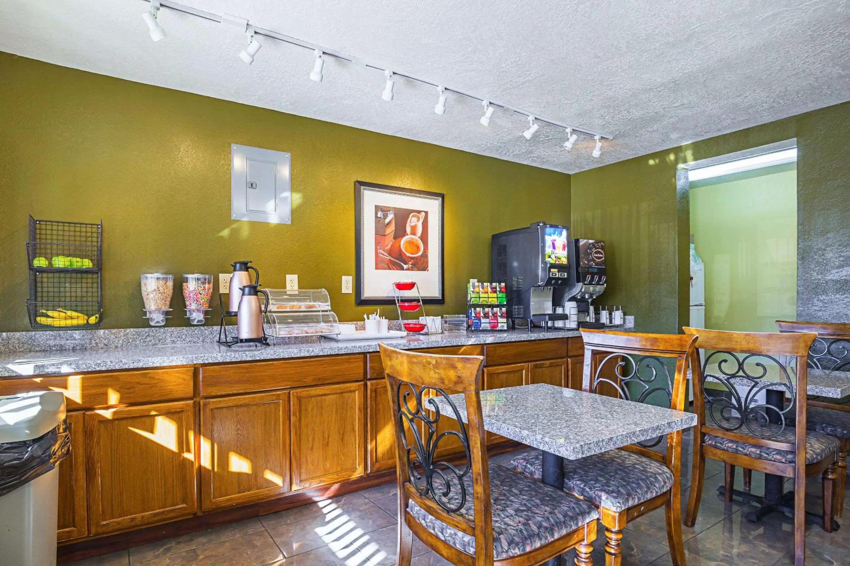 Restaurant/Places to Eat in Rodeway Inn Cedar City