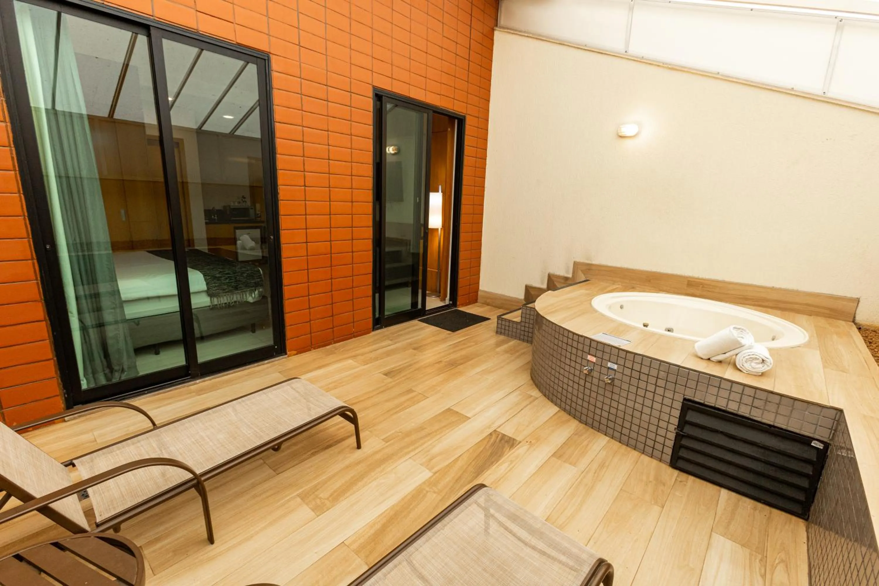 Hot Tub in Royal Golden Hotel - Savassi