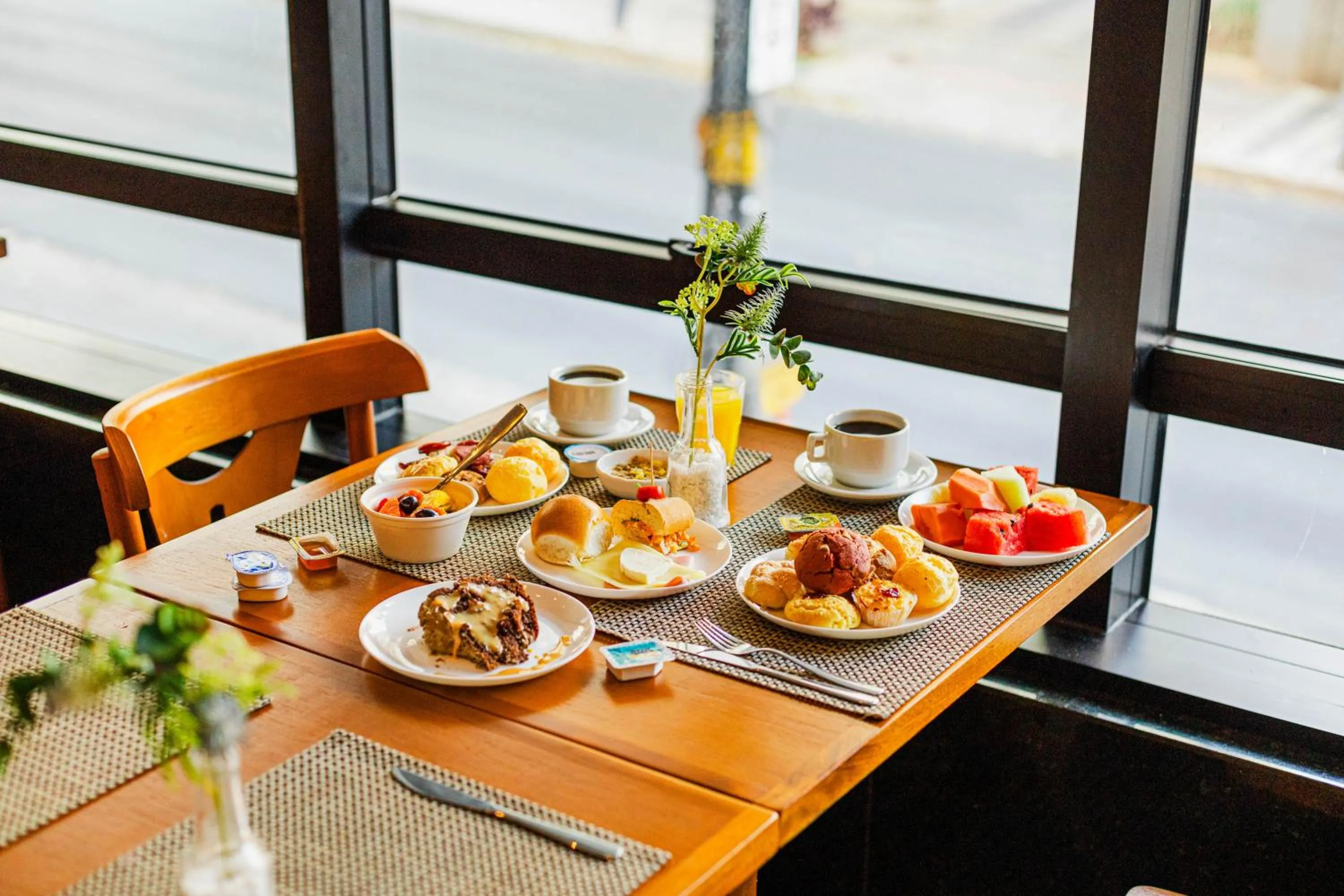 Restaurant/places to eat in Royal Golden Hotel - Savassi