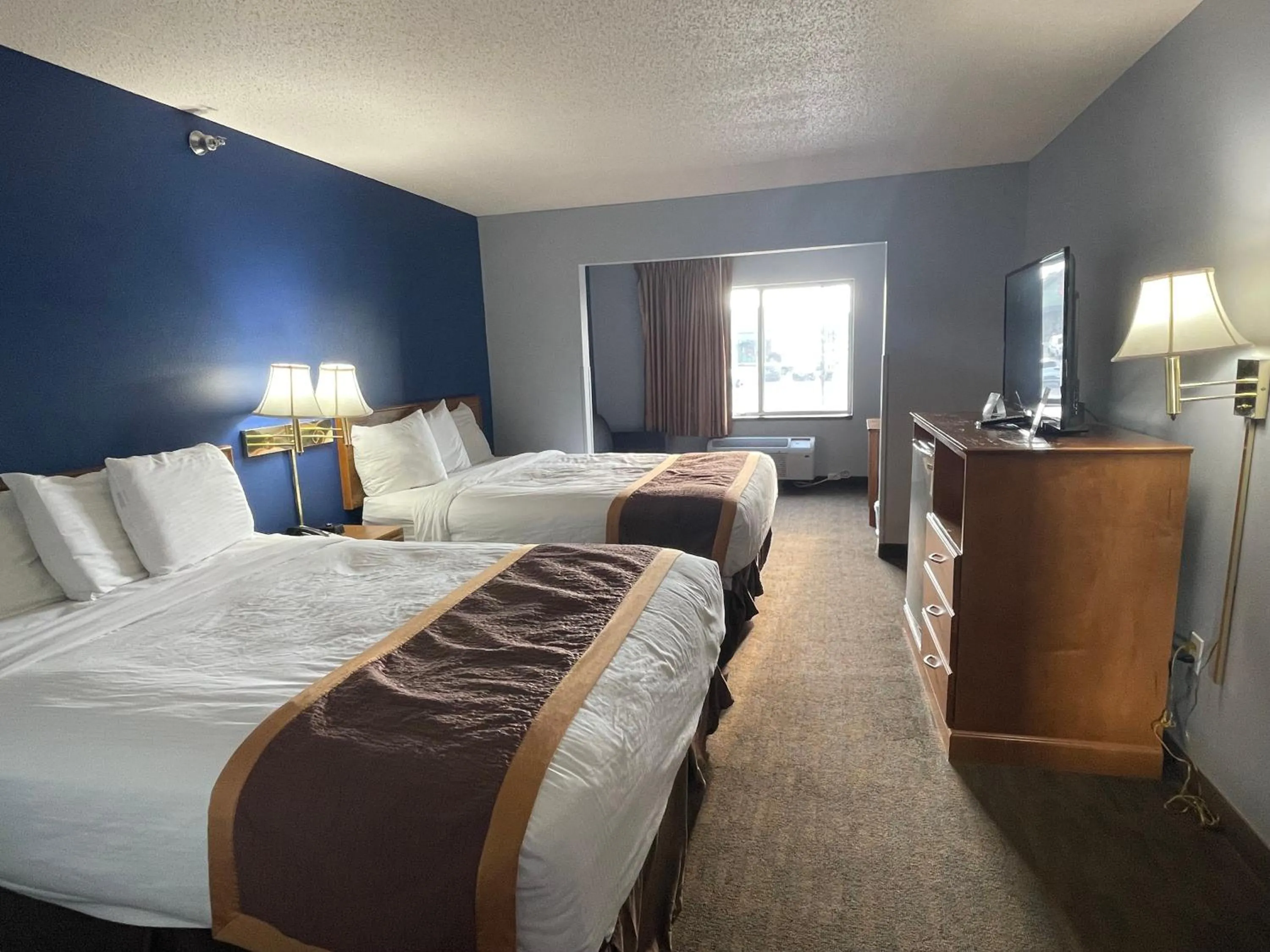 Bedroom, Bed in New Victorian Inn & Suites Lincoln