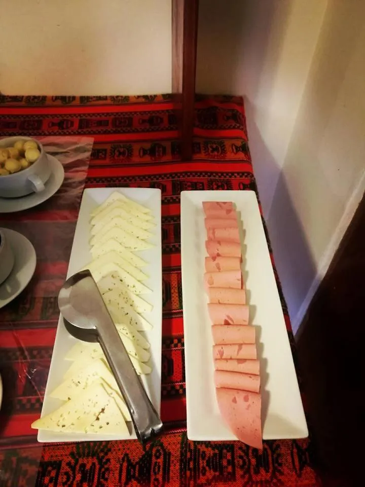 Restaurant/places to eat in Killaqente