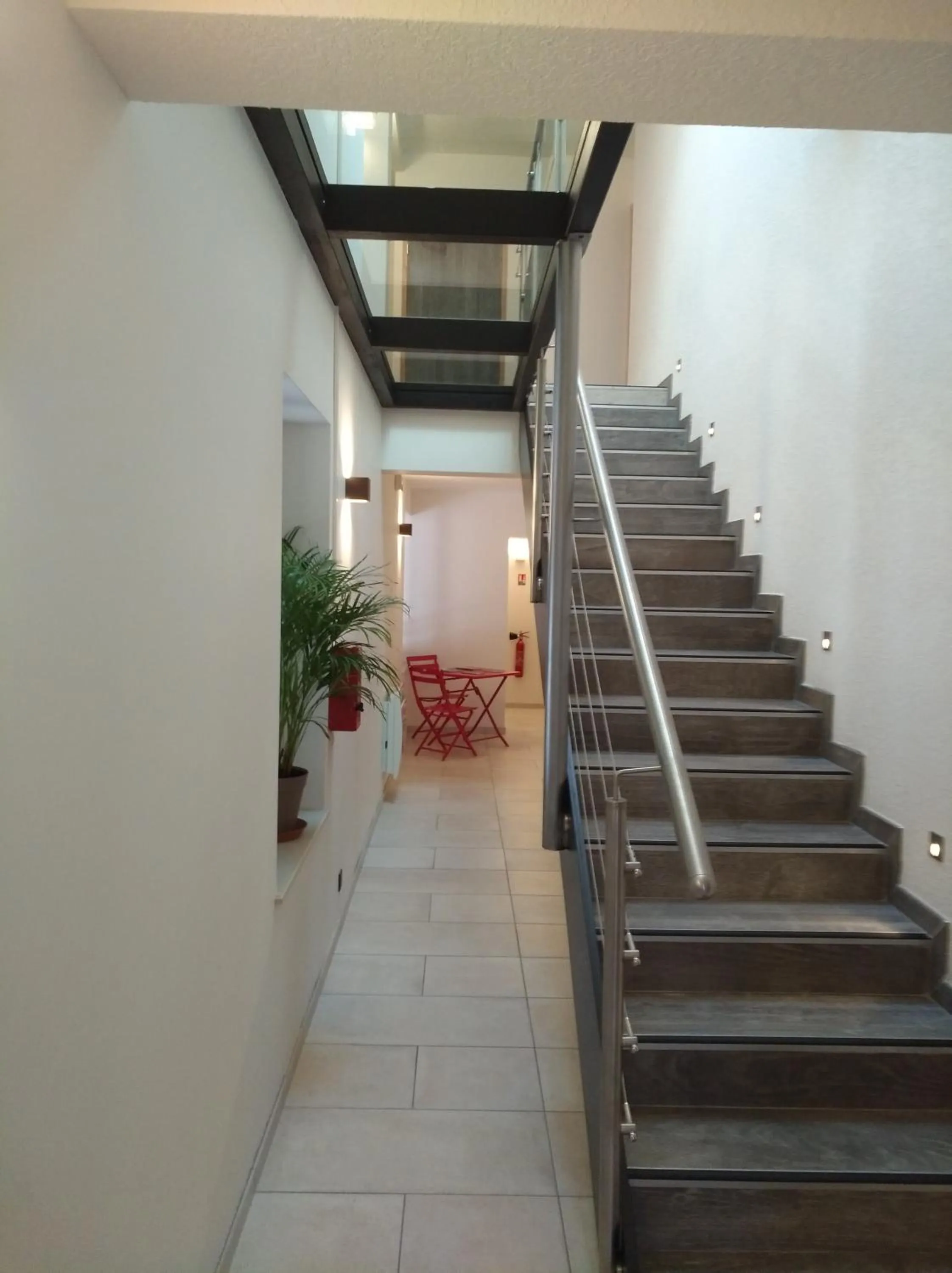 Lobby or reception in Lodge Hôtel de Sommedieue Verdun