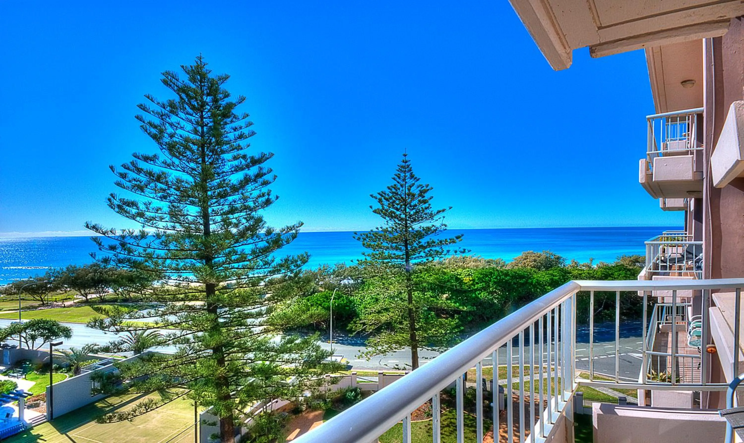 Balcony/Terrace in Narrowneck Court Holiday Apartments