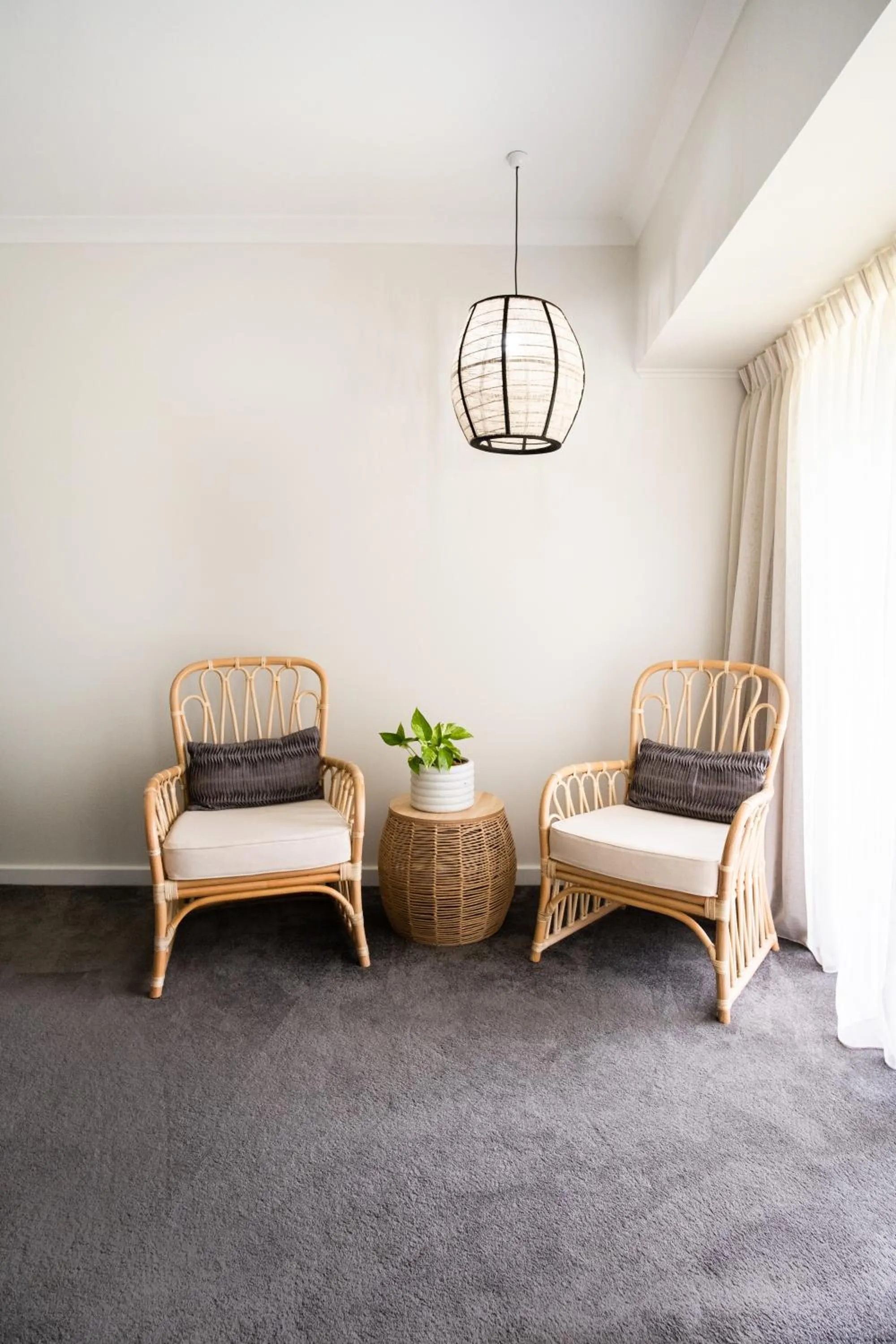 Seating area in Chimes Spa Retreat