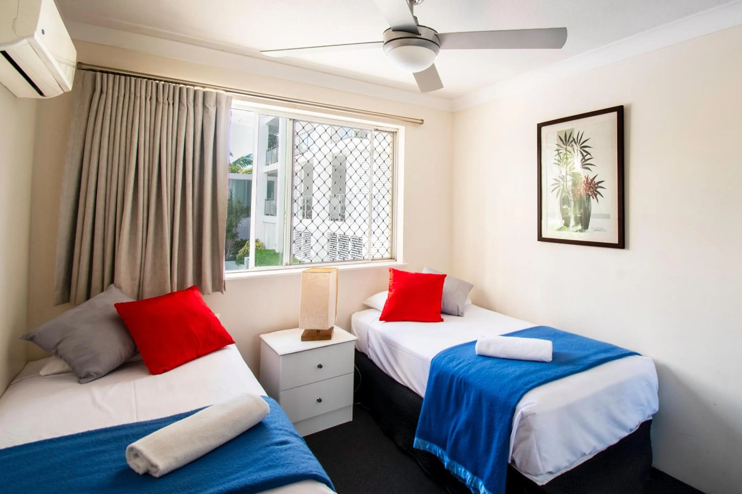 Bedroom, Bed in Key Largo Holiday Apartments