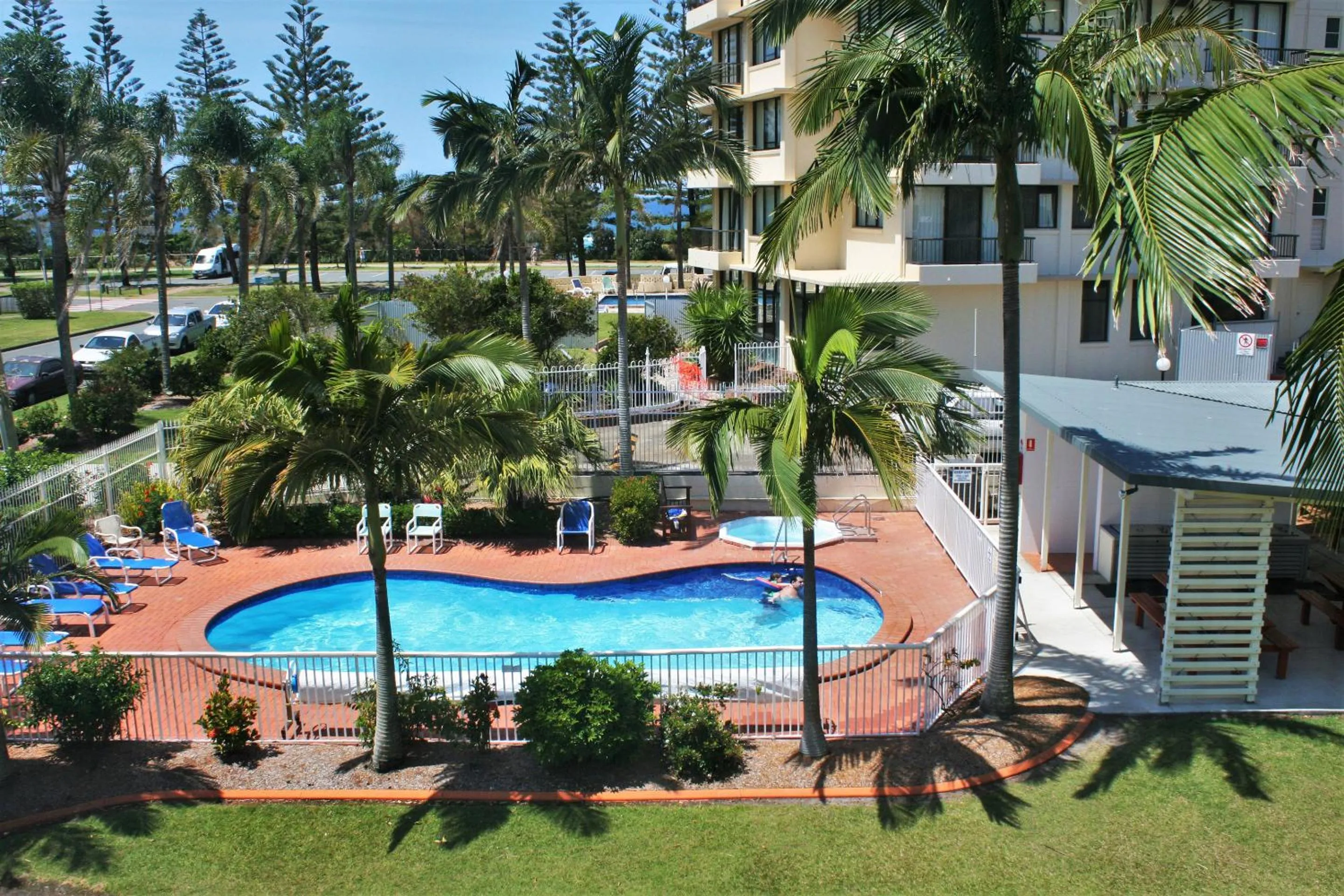 Swimming pool in Key Largo Holiday Apartments