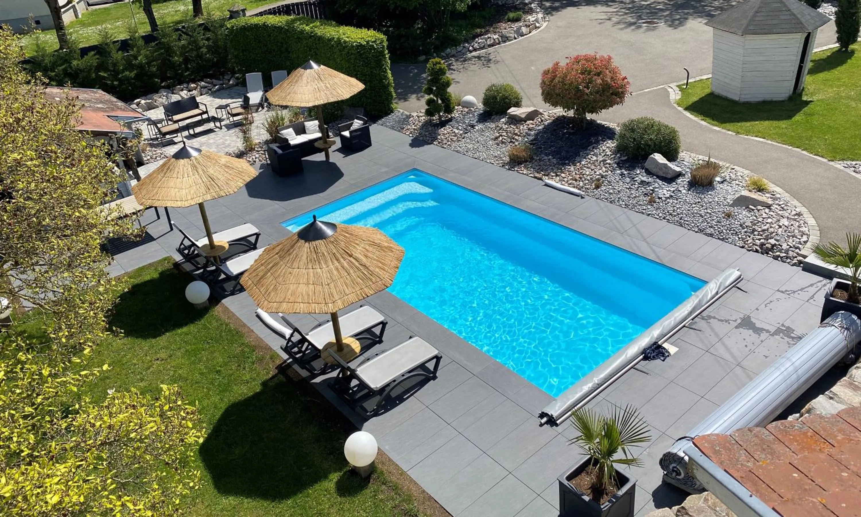 Swimming pool in Les Rives des Habsbourg