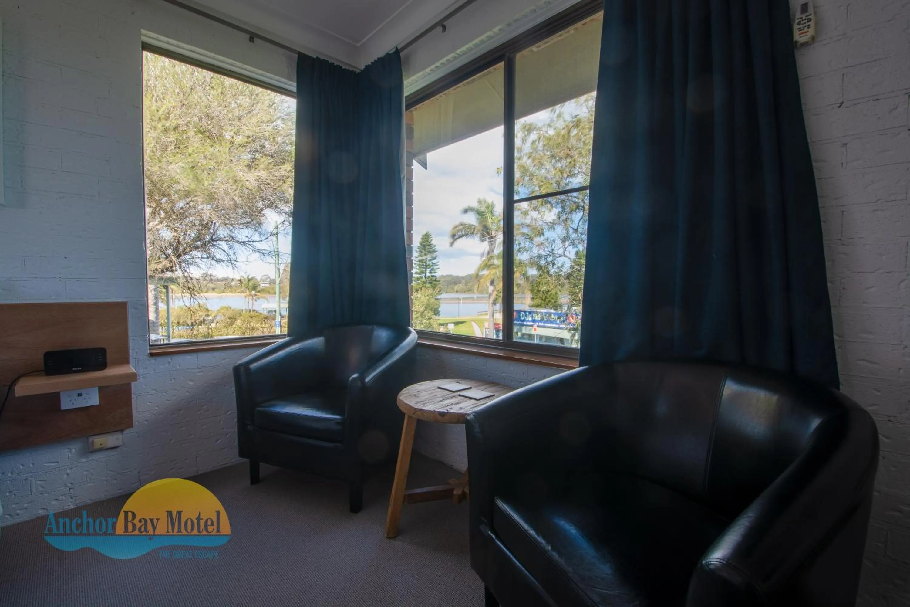 Seating area in Anchor Bay Motel
