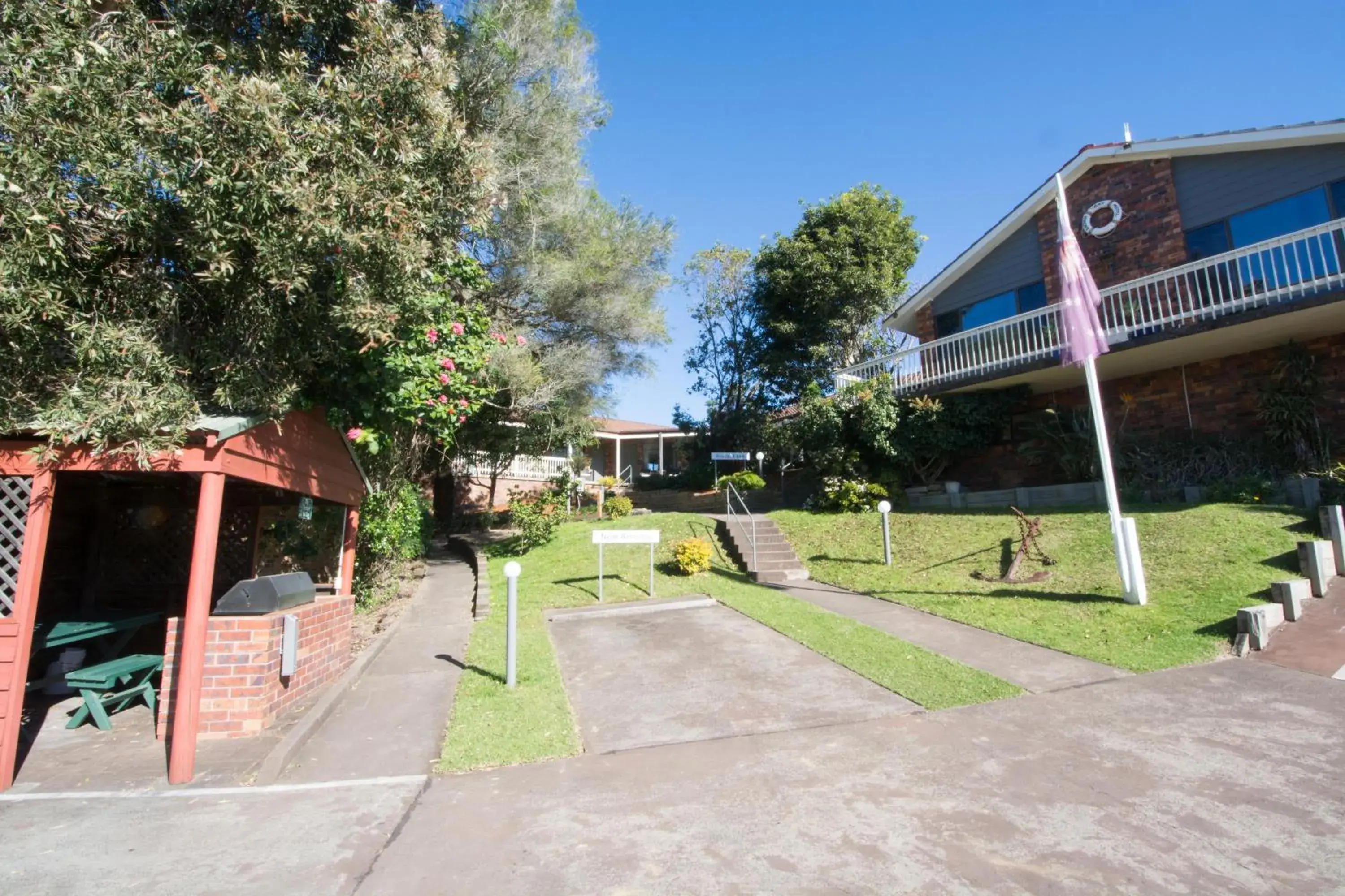 Standard Double Room with Garden View - 1 in Anchor Bay Motel Standard Double Room with Garden View - 1 in Anchor Bay Motel