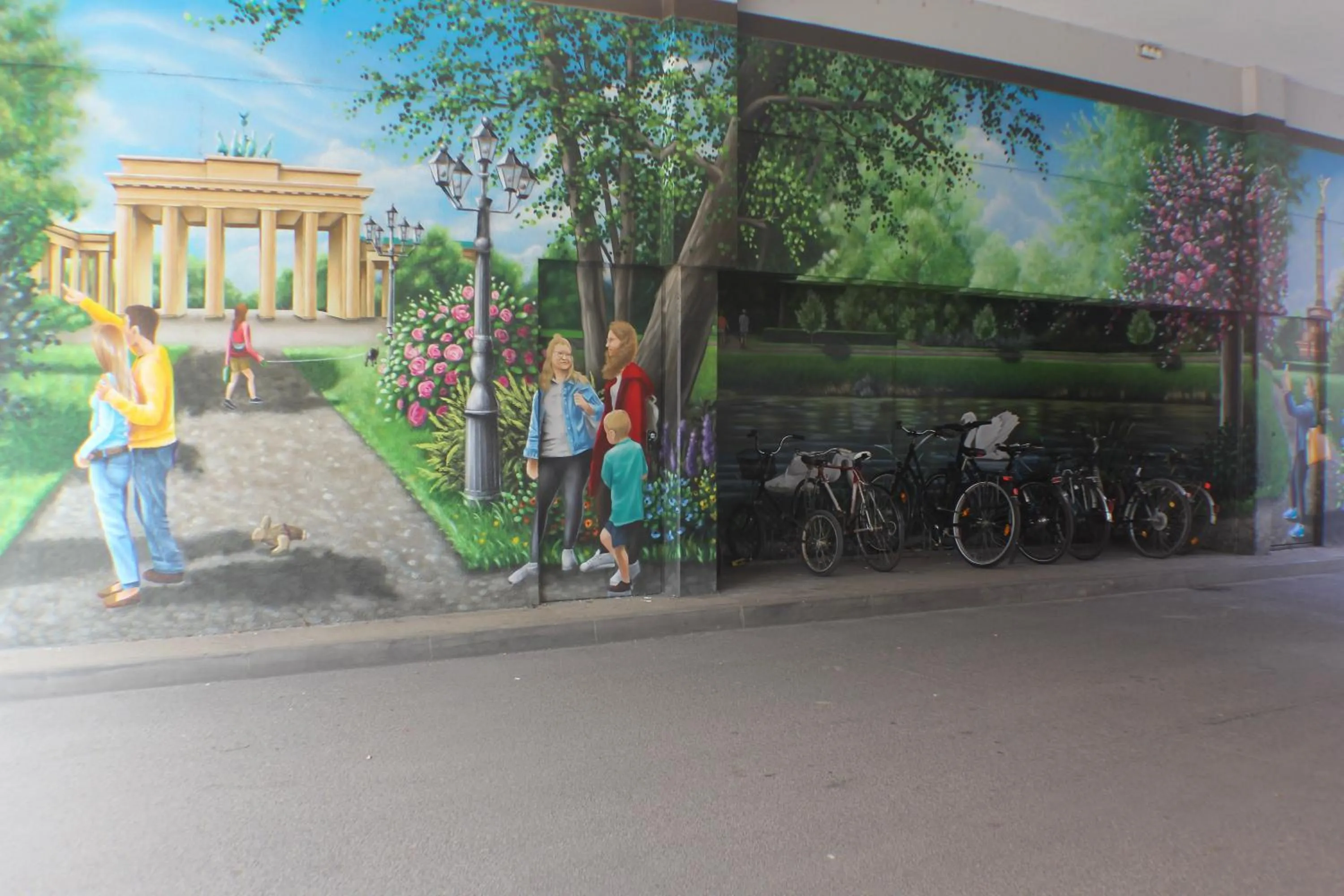 Facade/entrance in Nu Wave Hotel Berlin - Digital Check-In