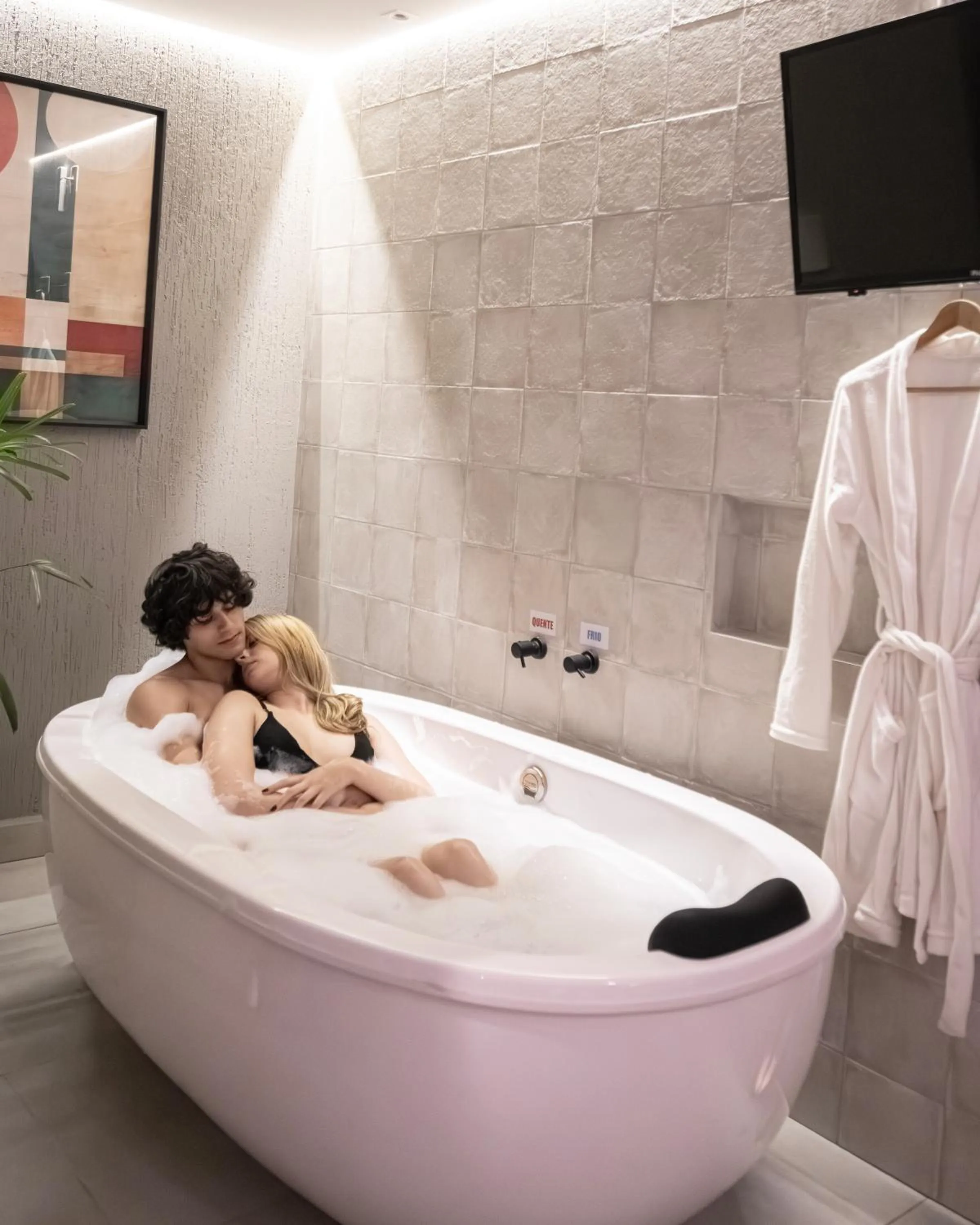 Bath in Pousada Rosa Karioka - Praia do Rosa