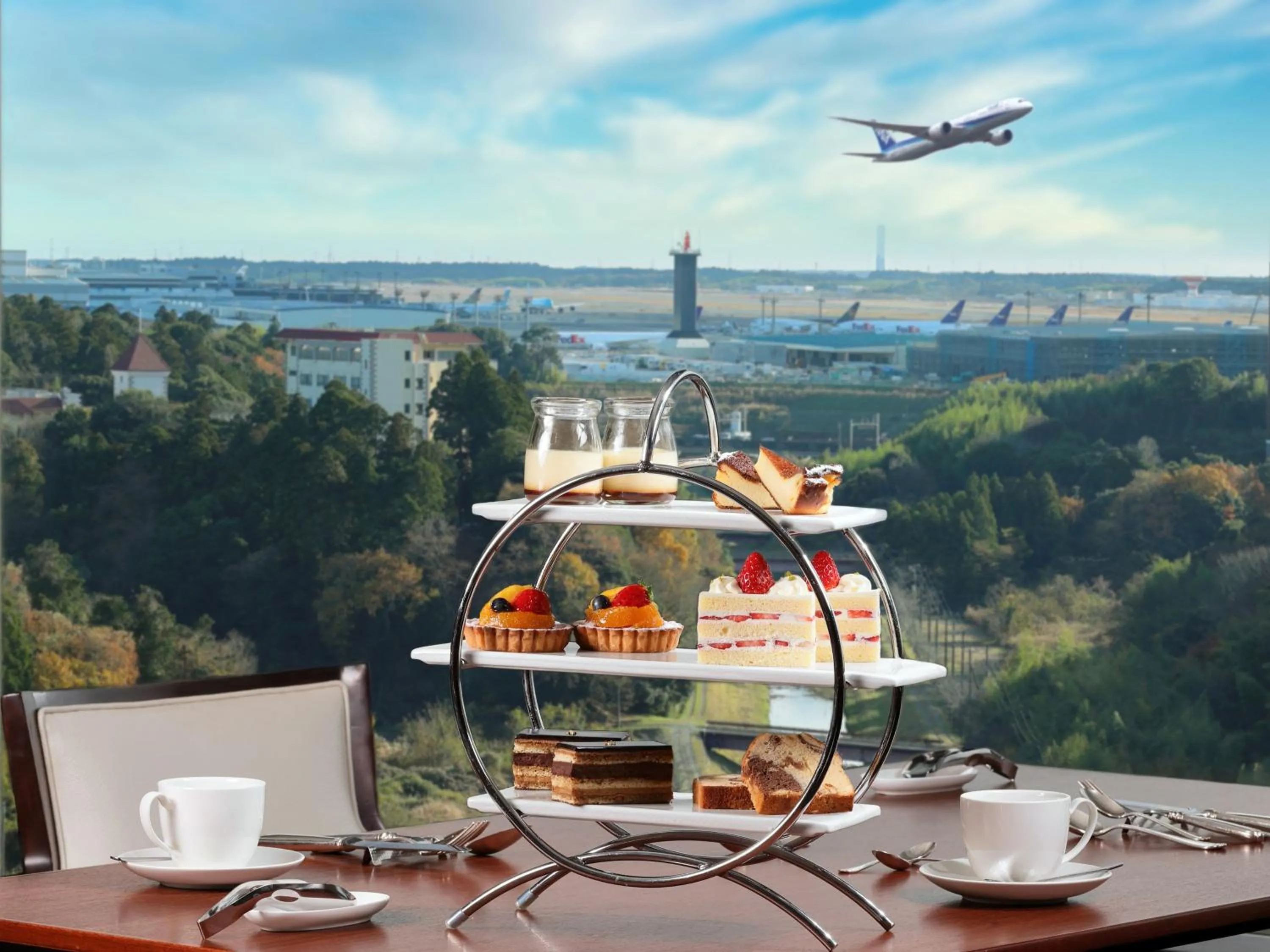 Restaurant/places to eat in ANA Crowne Plaza Narita by IHG