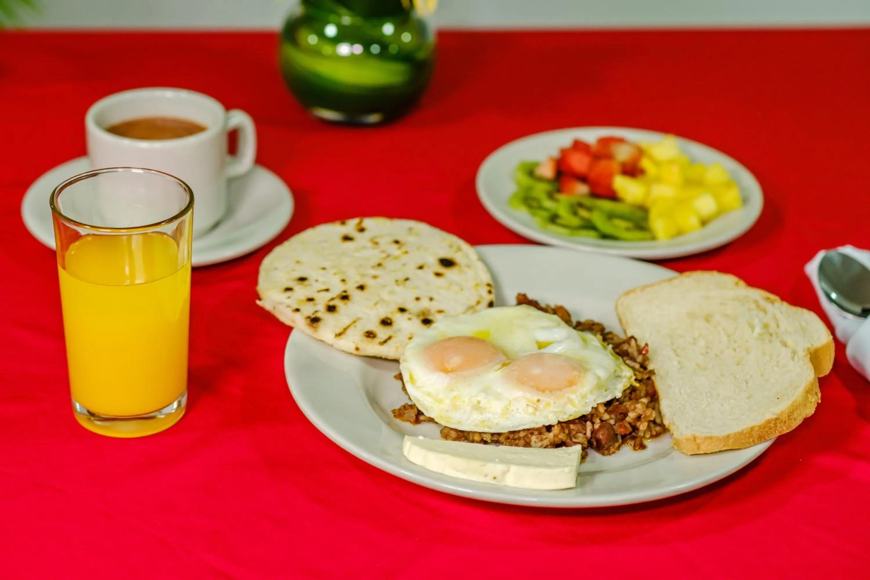Breakfast in Hotel Portal Del Norte