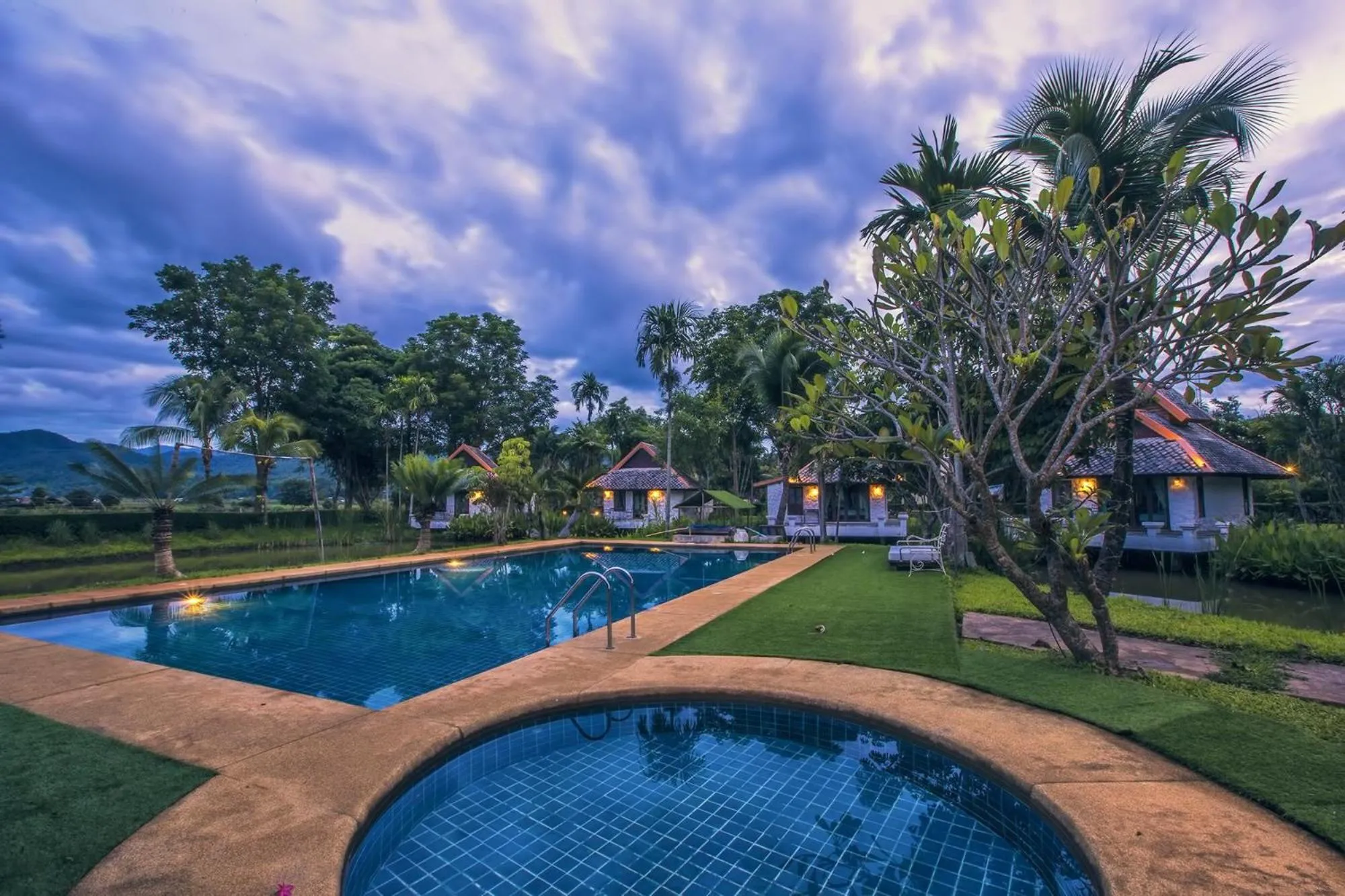 Swimming pool in Bura Lumpai Resort