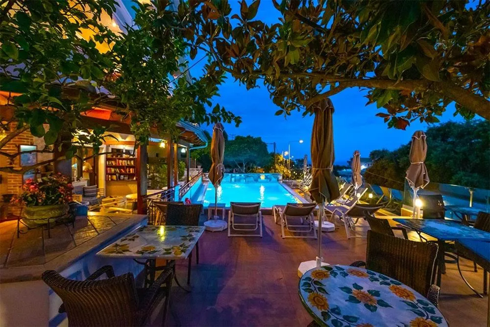 Patio in Panorama Exclusive Suites