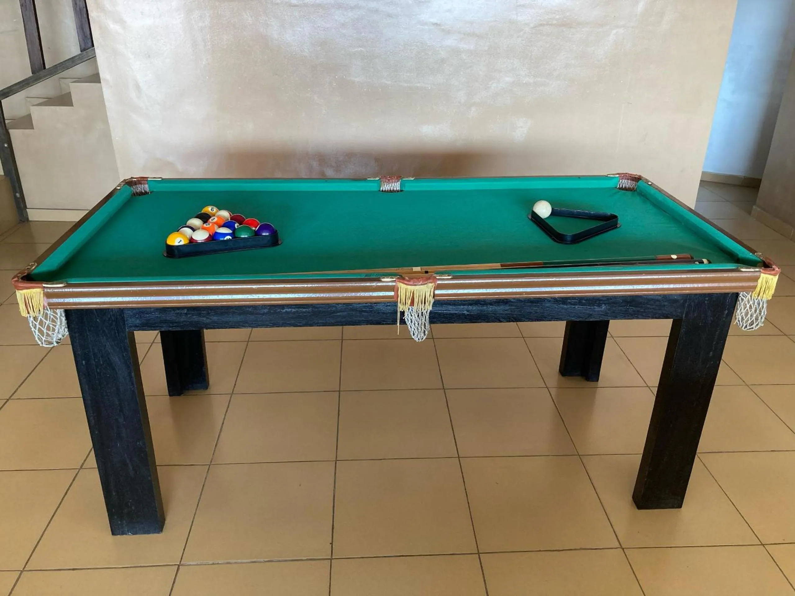 Billiard in Hôtel YABISSO
