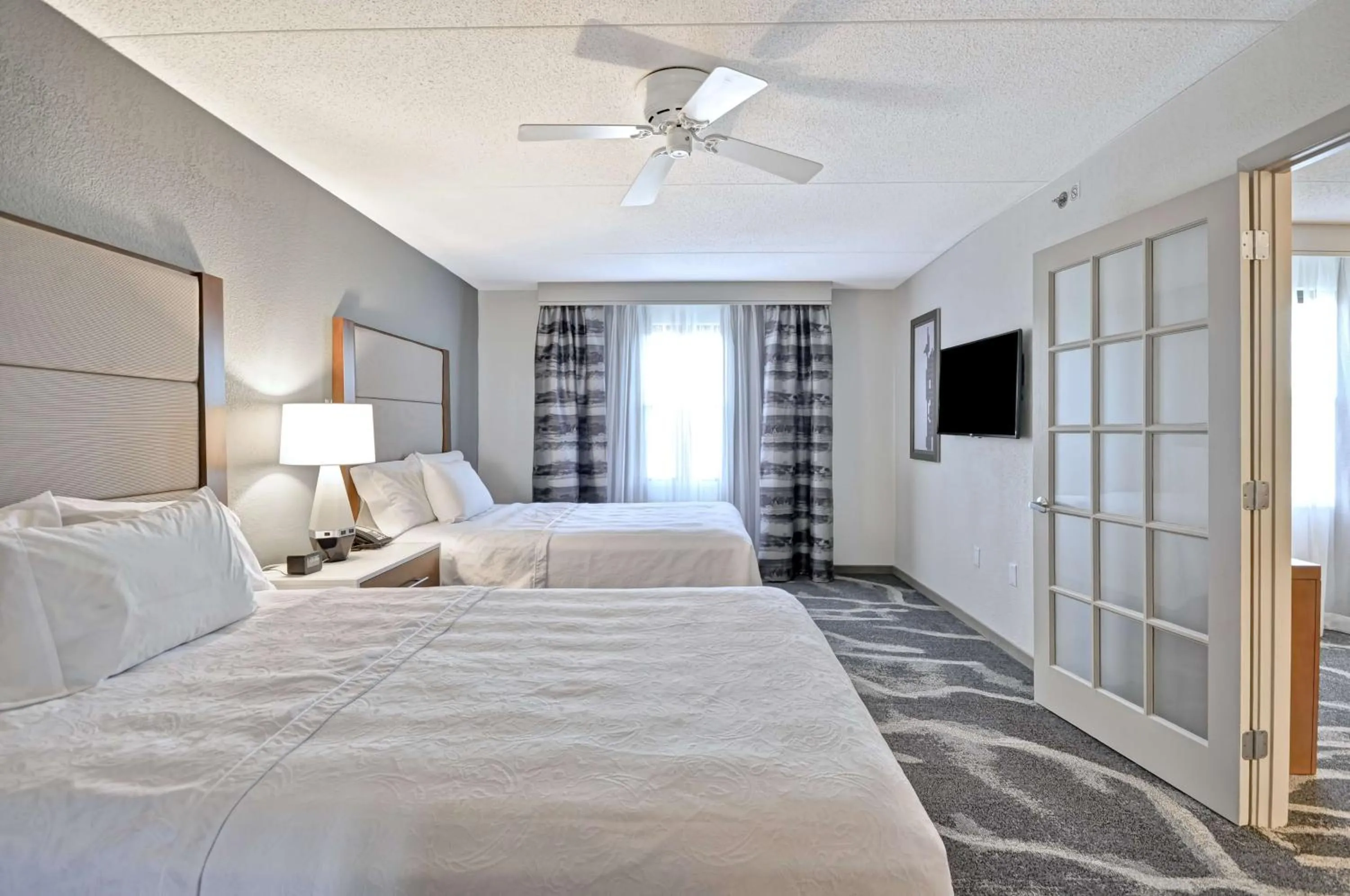 Bed in Homewood Suites by Hilton Boston - Peabody