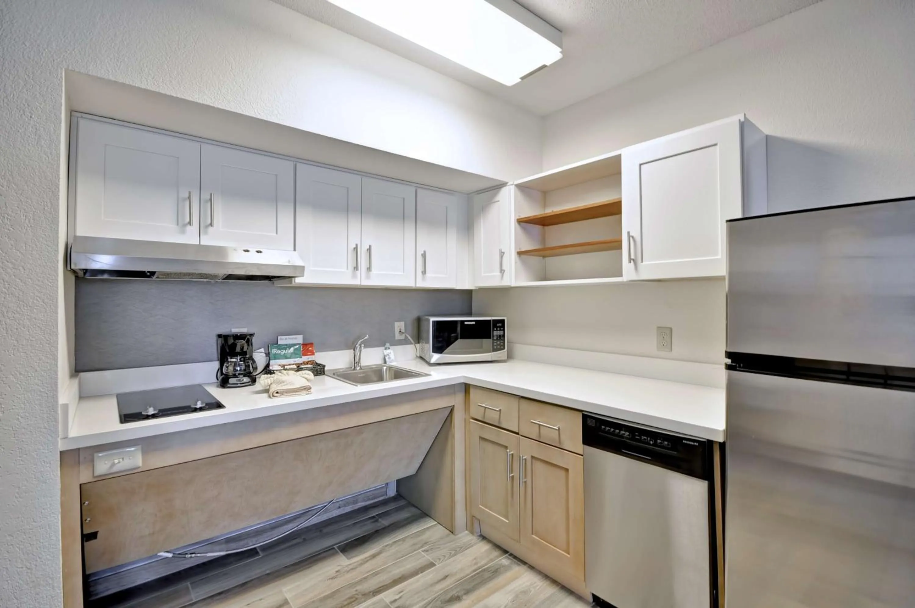 Kitchen or kitchenette in Homewood Suites by Hilton Boston - Peabody