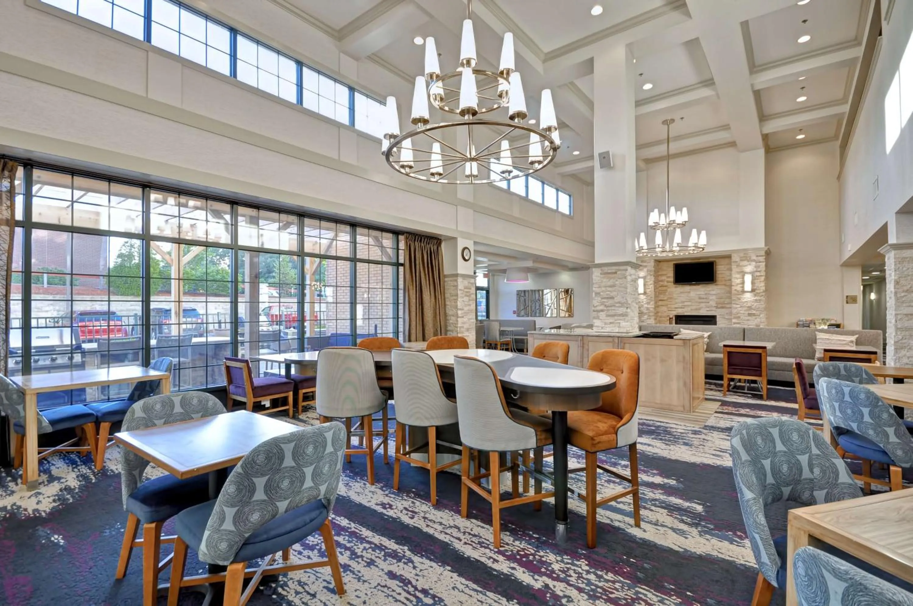 Dining area in Homewood Suites by Hilton Boston - Peabody