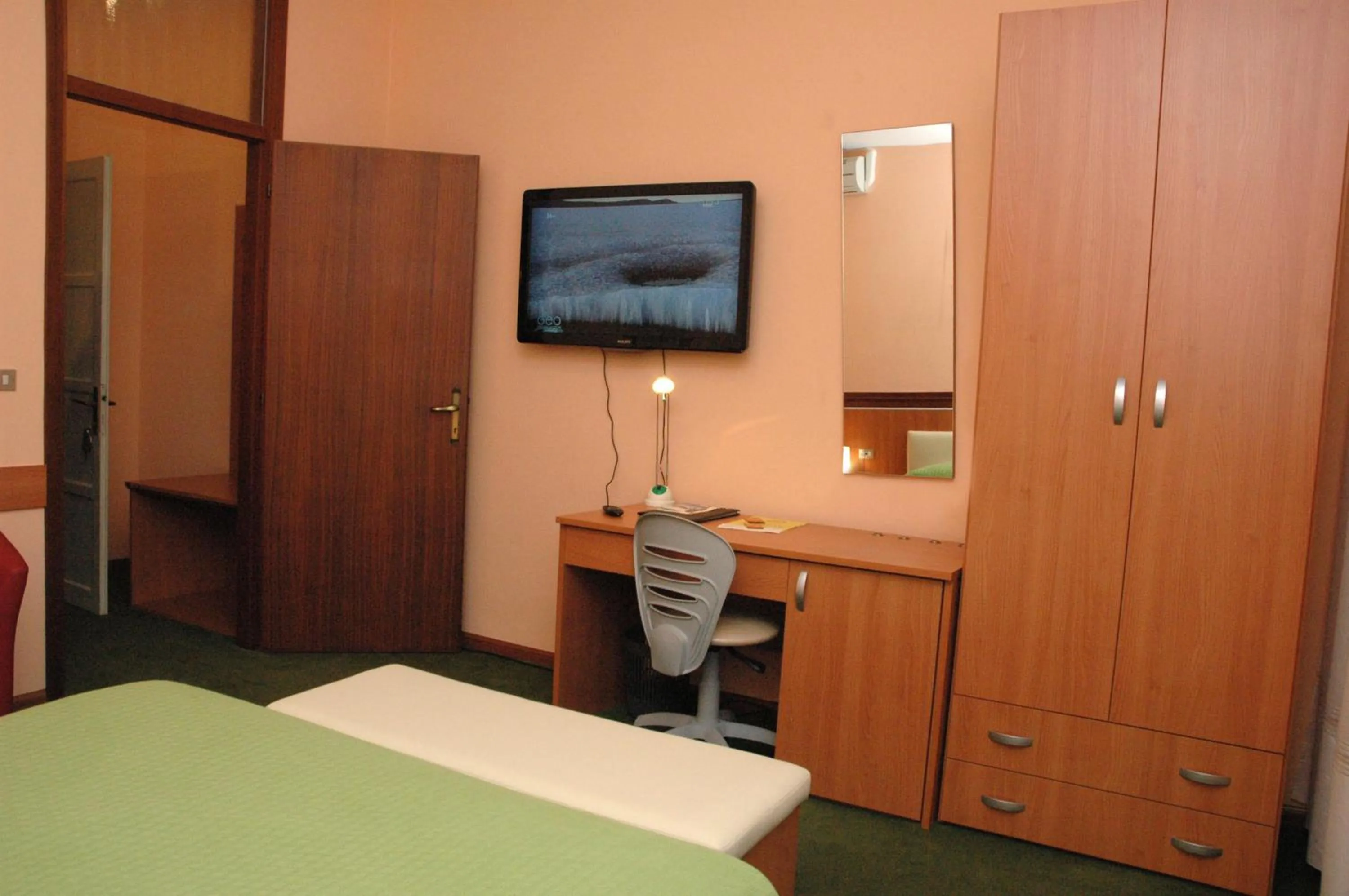 Bed in Hotel Da Angela