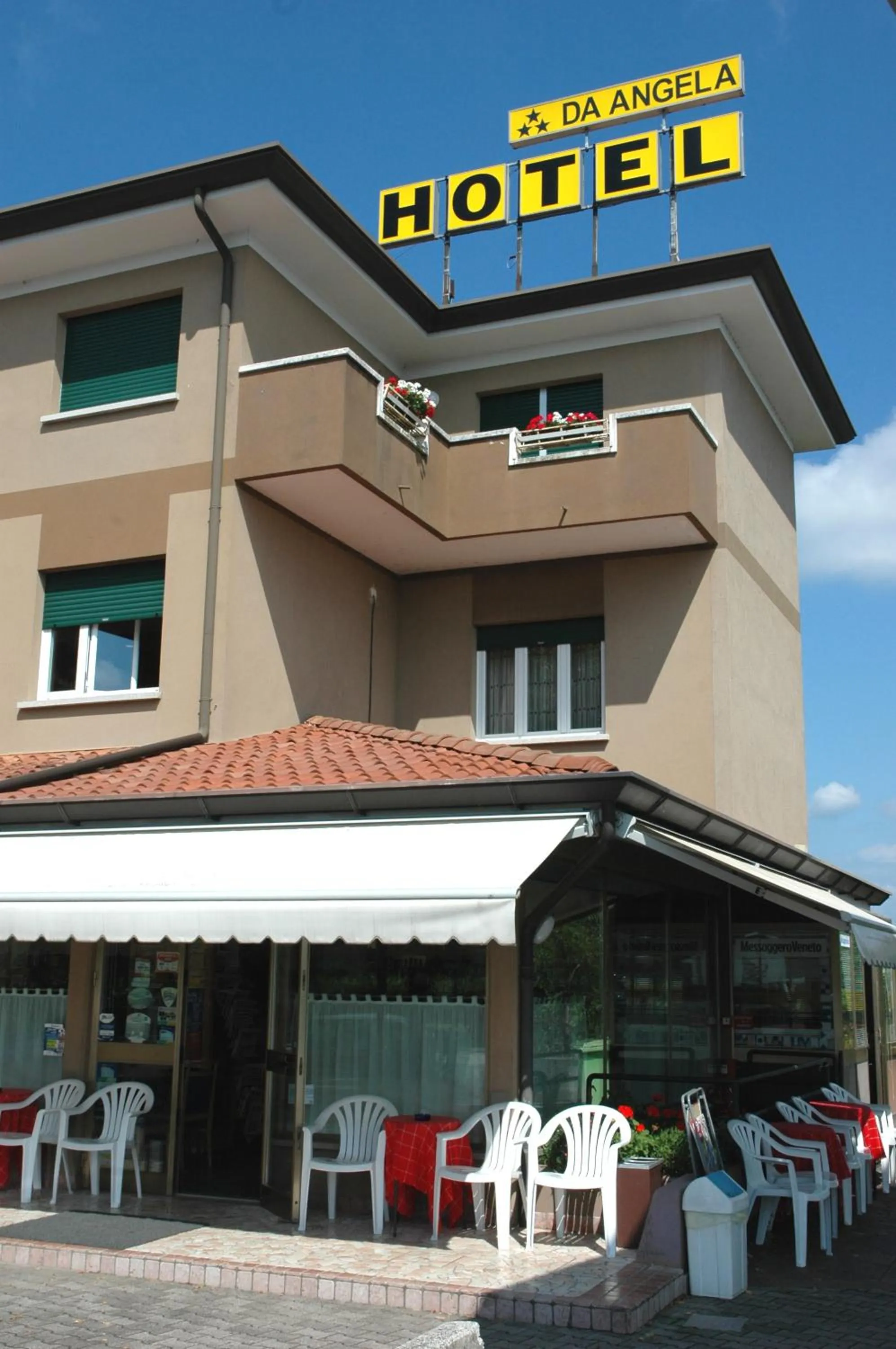 Shower in Hotel Da Angela