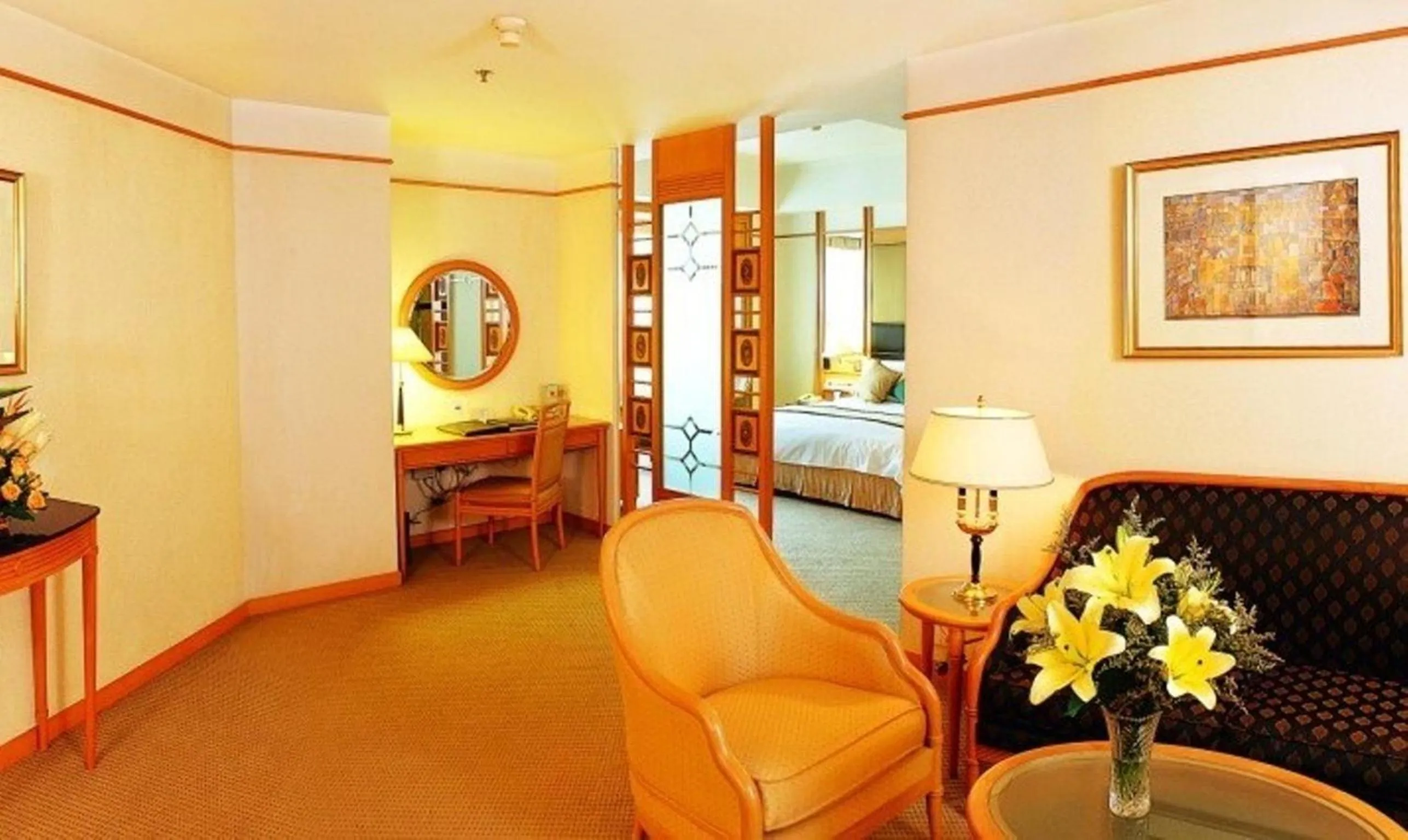 Living room in New World Shunde Hotel