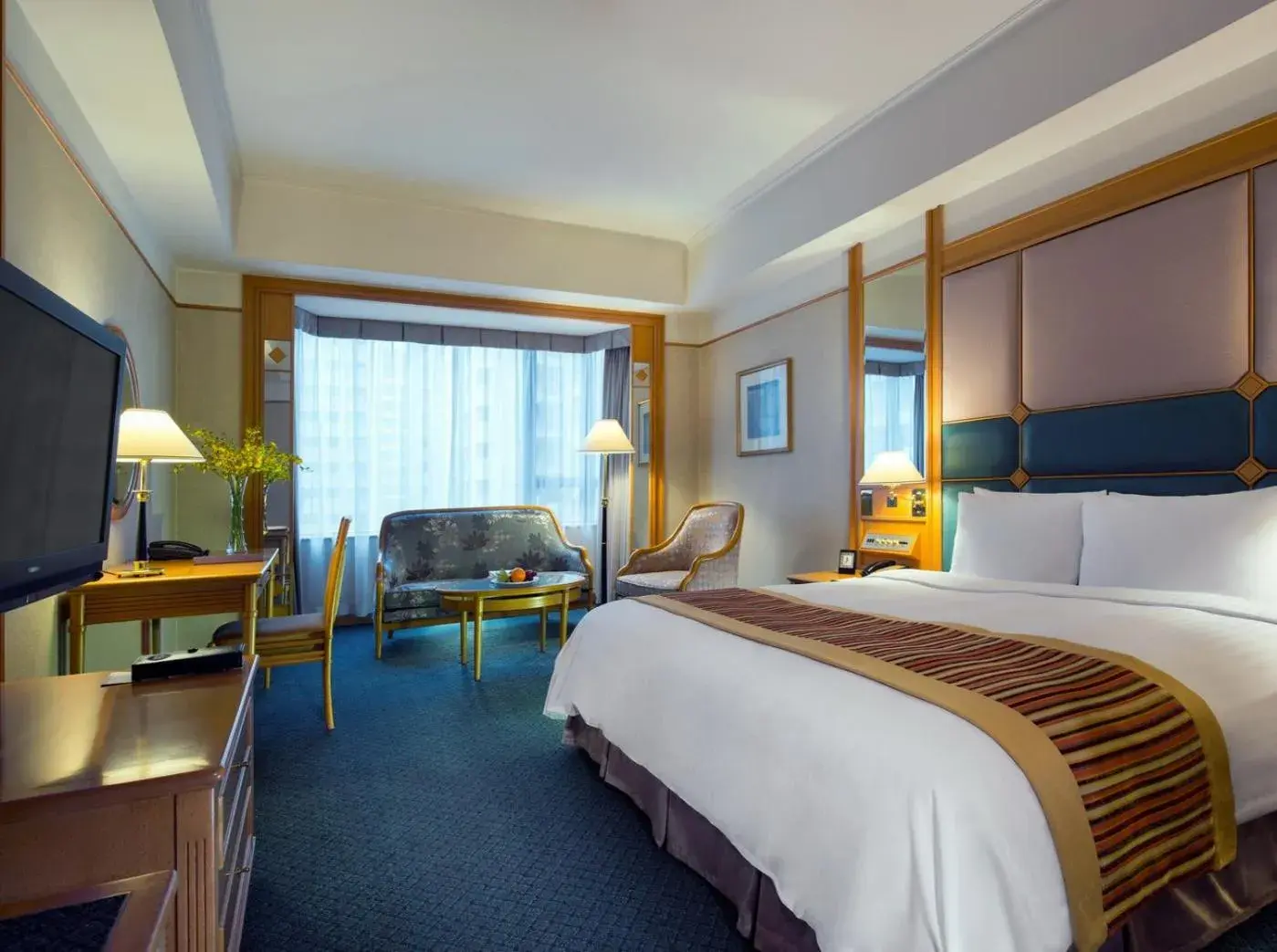 Deluxe Queen Room in New World Shunde Hotel Deluxe Queen Room in New World Shunde Hotel