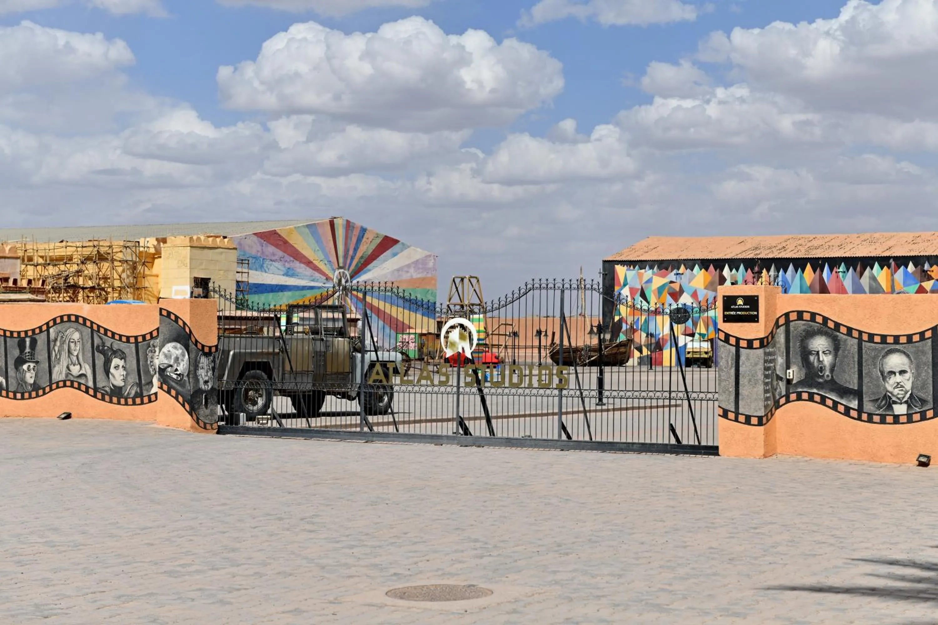 Oscar Hotel by Atlas Studios