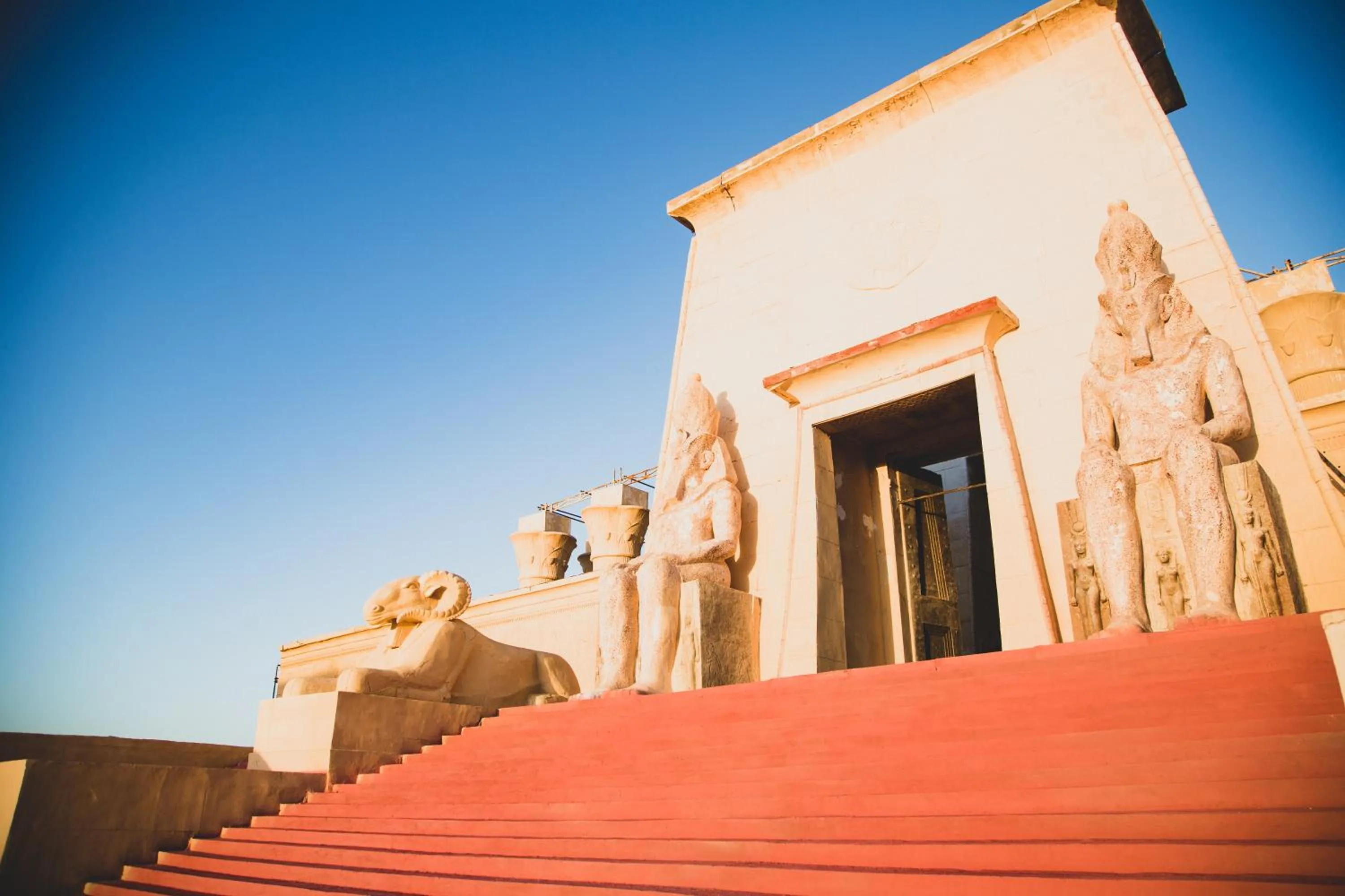 Oscar Hotel by Atlas Studios