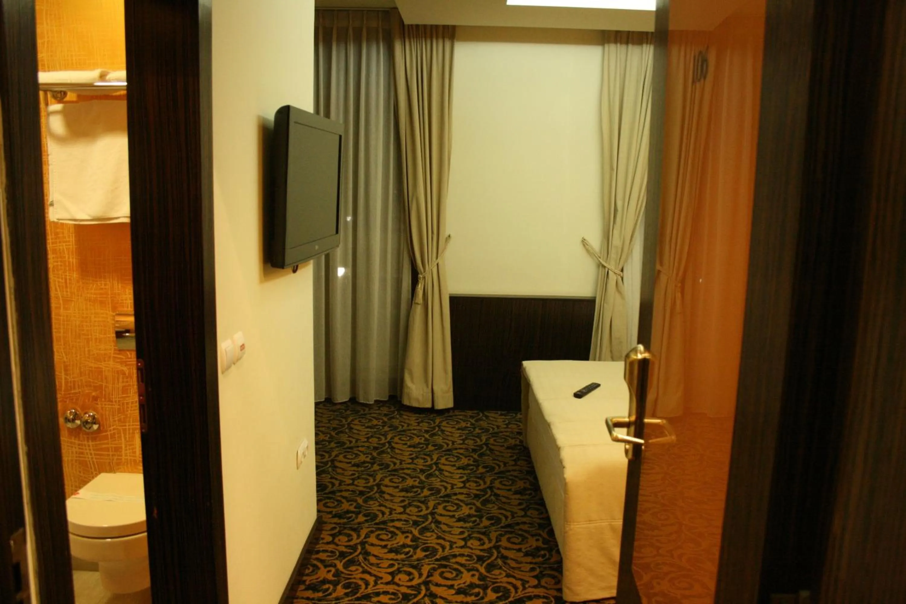 TV and multimedia, Bed in Hotel Hercegovina