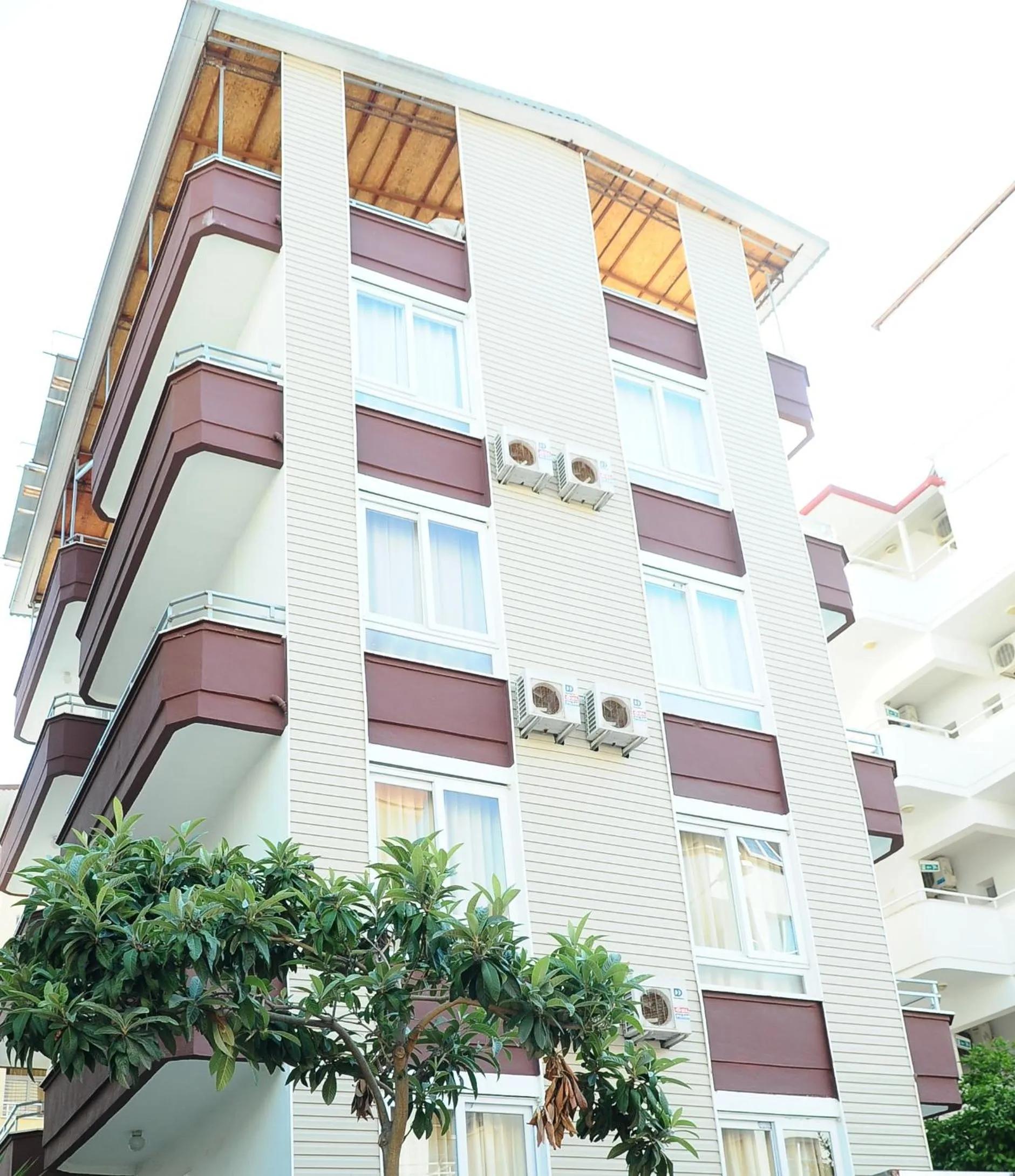 Property building in Kleopatra Beach Yildiz Hotel
