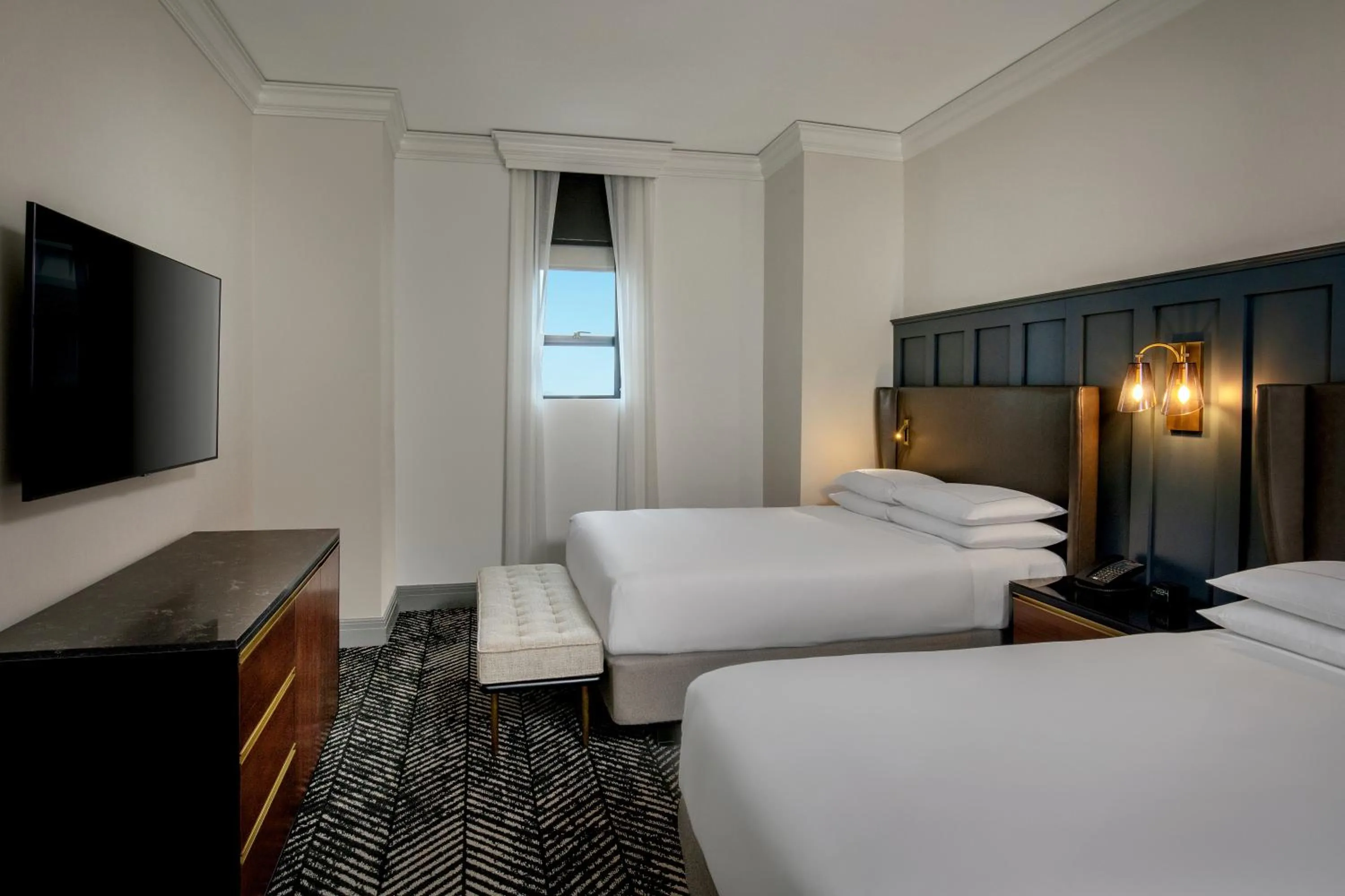 Photo of the whole room, Bed in The Dagny Boston