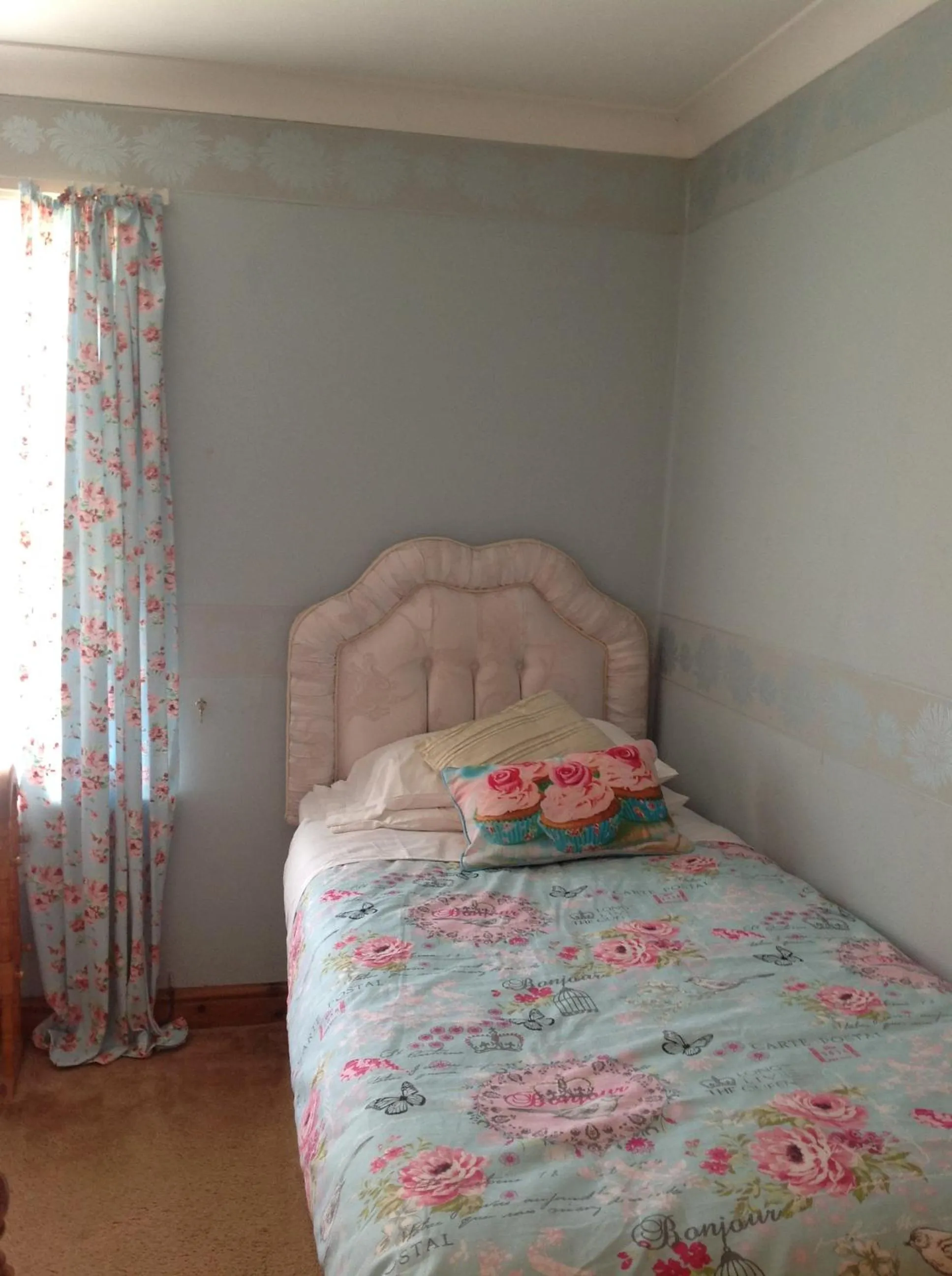 Bed in Church View B&B & Holiday Cottages