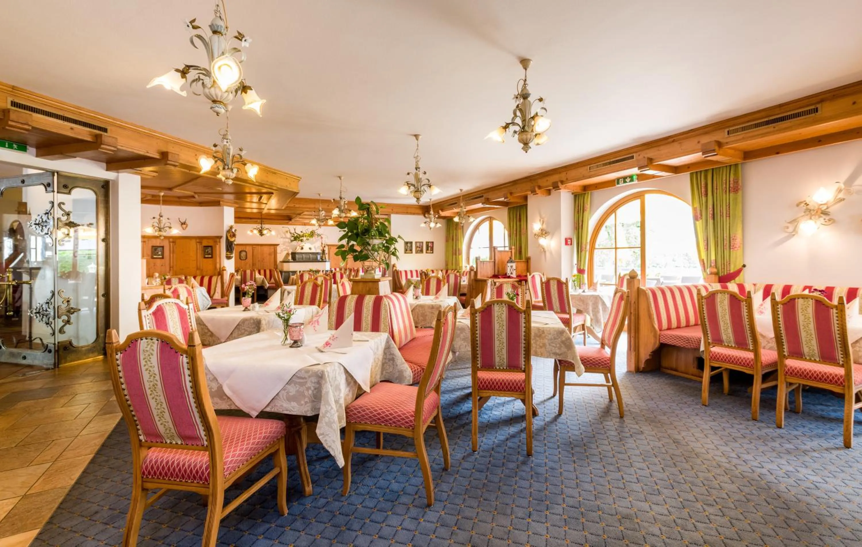 Restaurant/places to eat in Hotel Moserhof