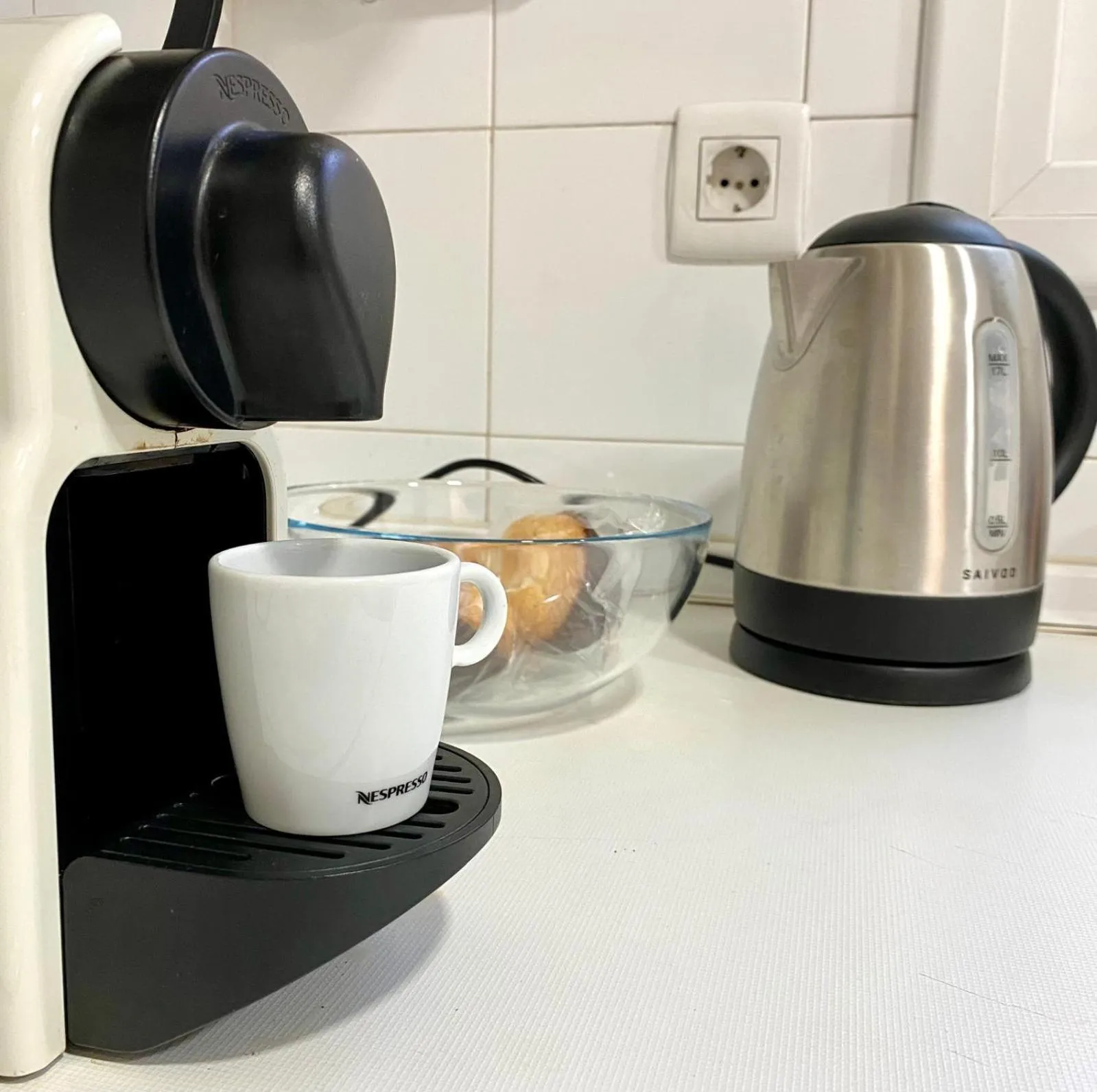 Coffee/tea facilities in Hostal Goya