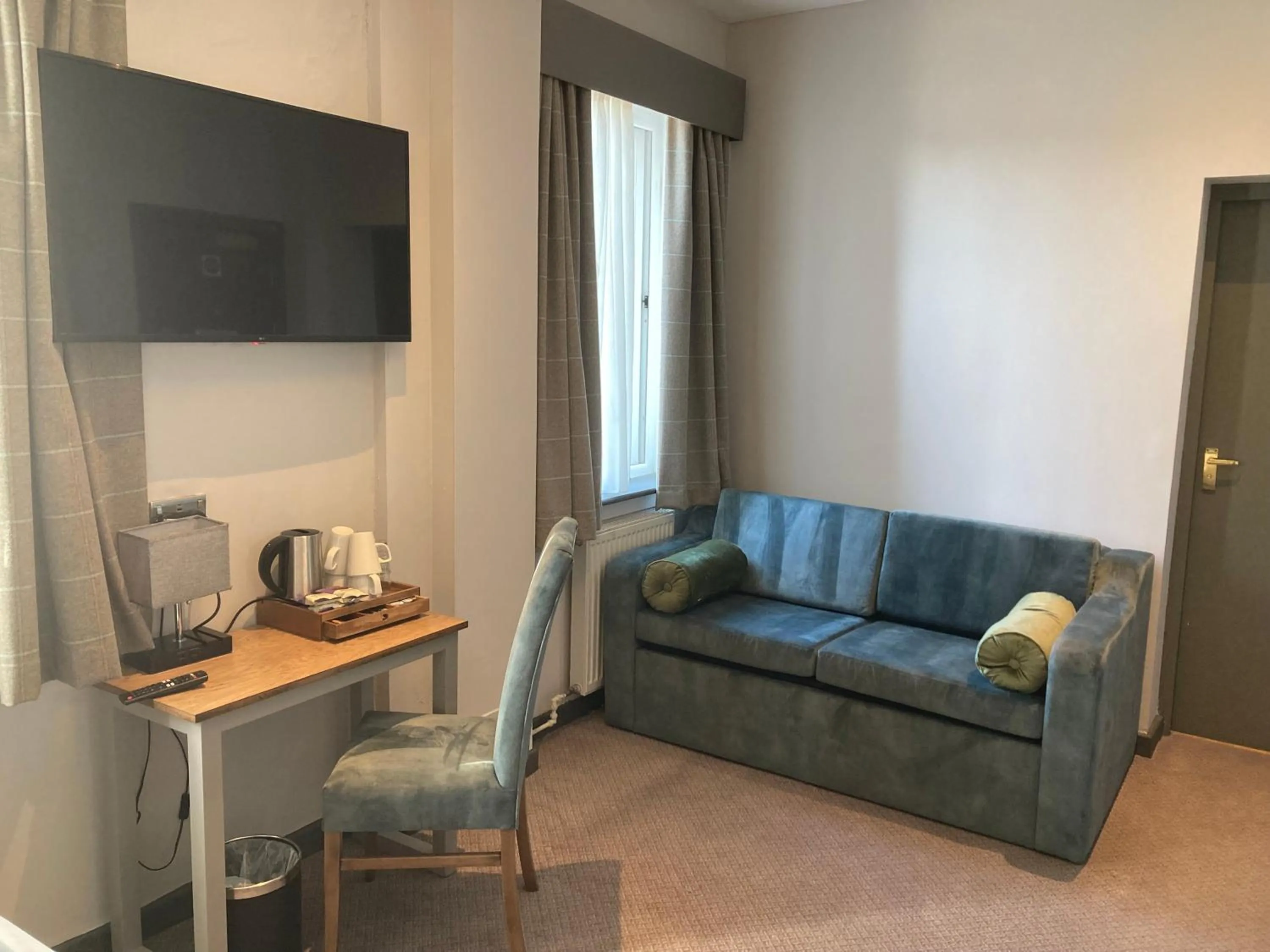 TV and multimedia in The Abbey Inn