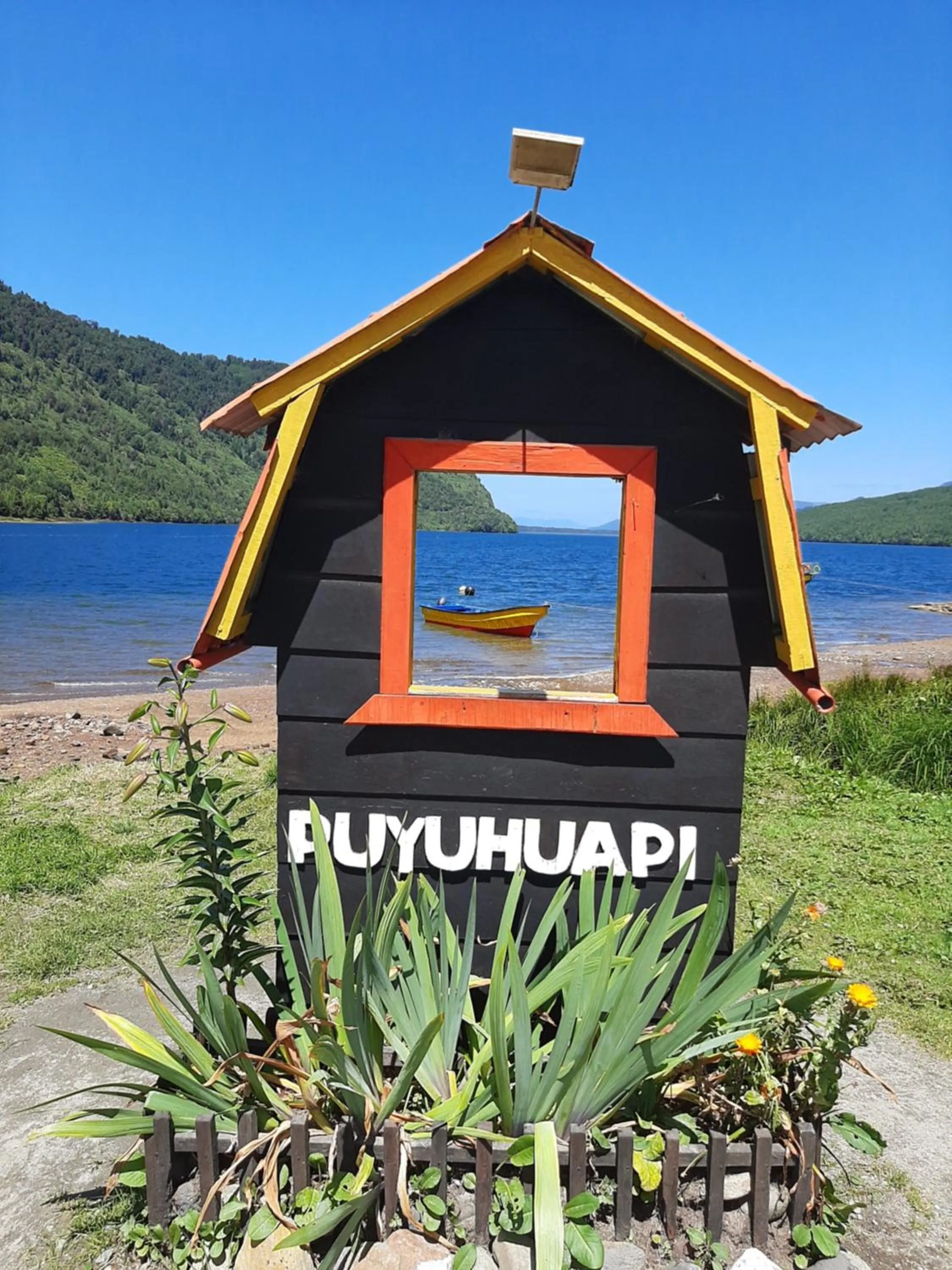 Spring in Los Mañíos Del Queulat Puyuhuapi
