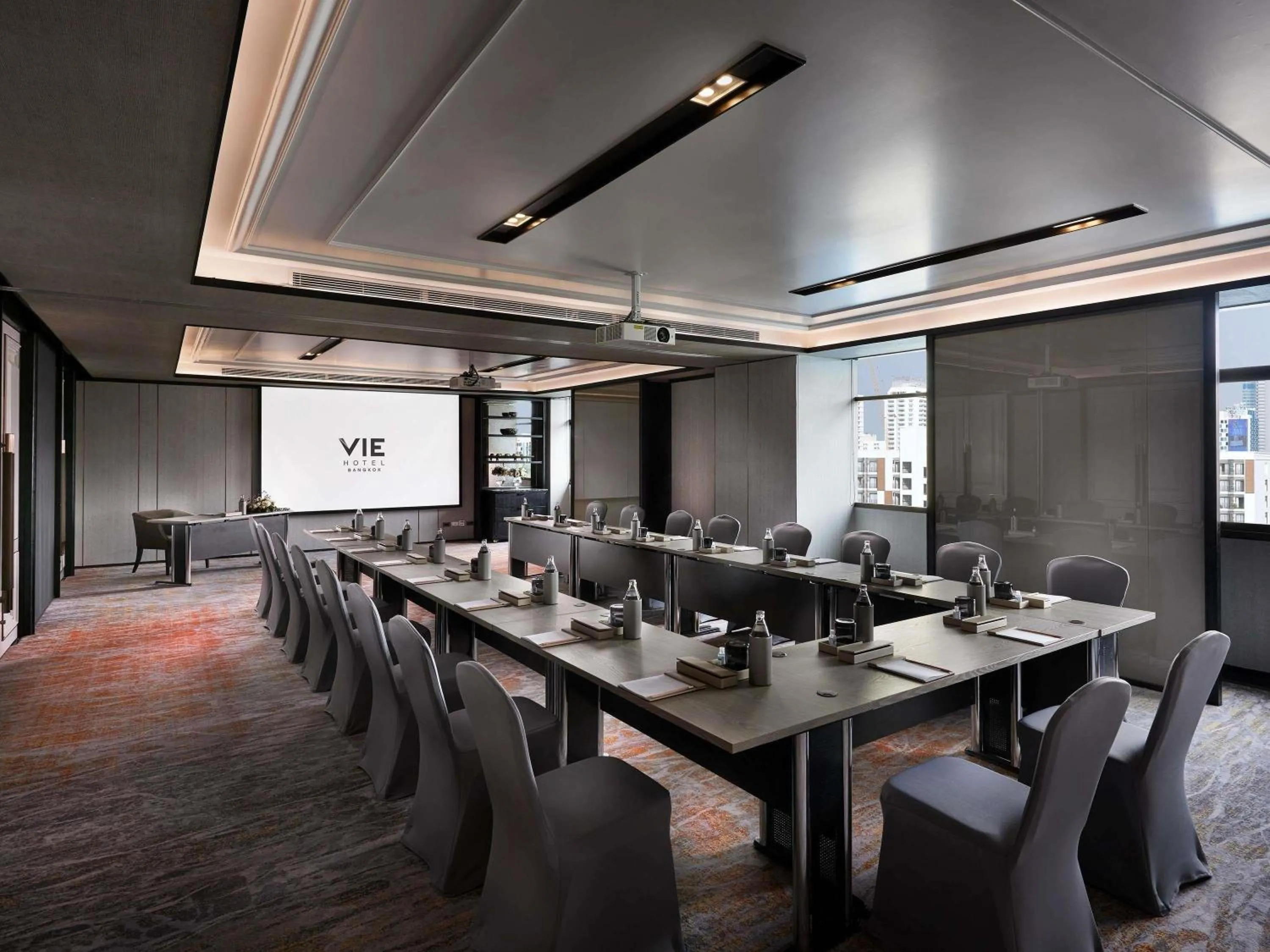 Meeting/conference room in VIE Hotel Bangkok - MGallery Collection