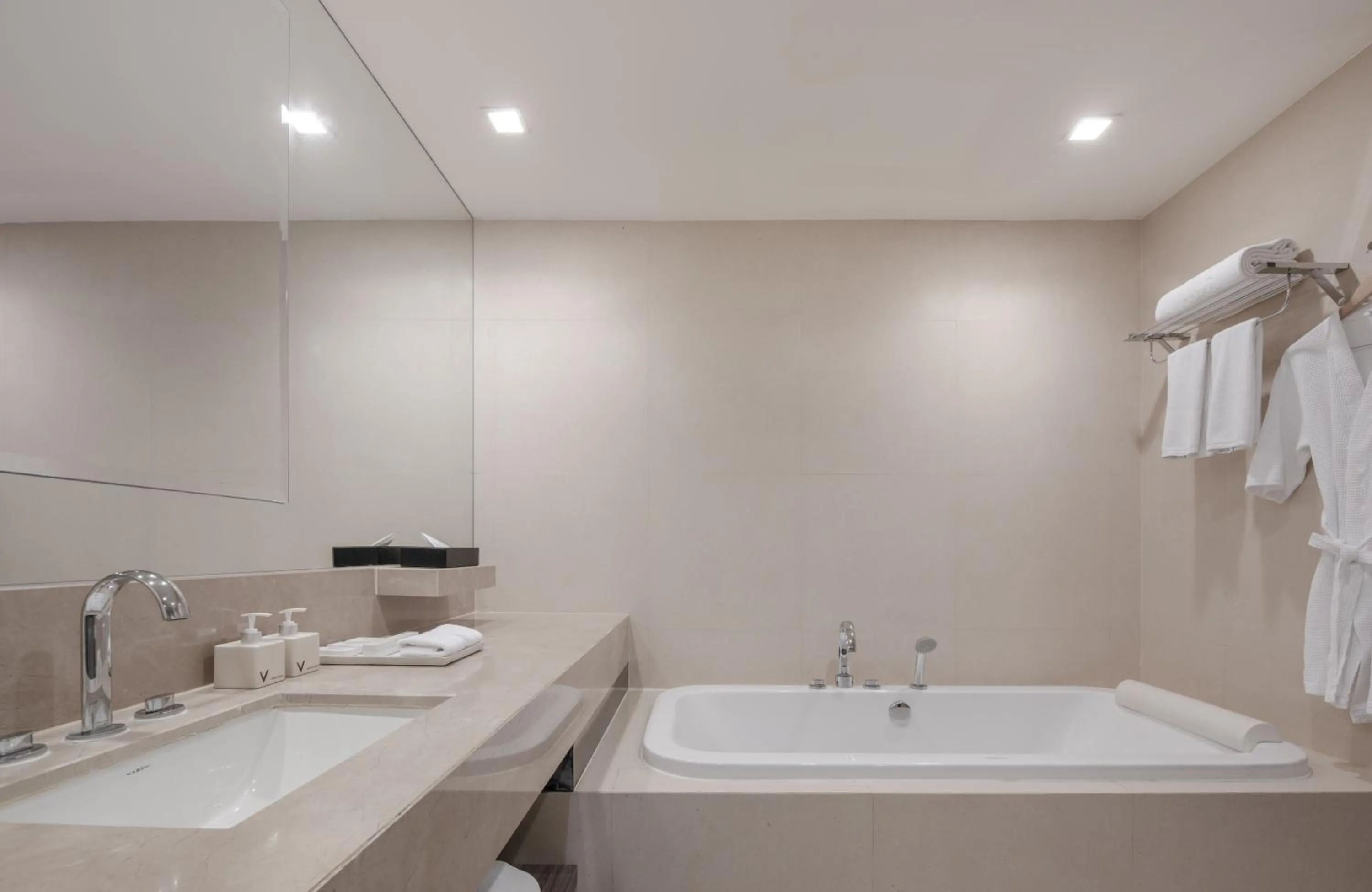 Deluxe Twin in VIE Hotel Bangkok - MGallery Collection