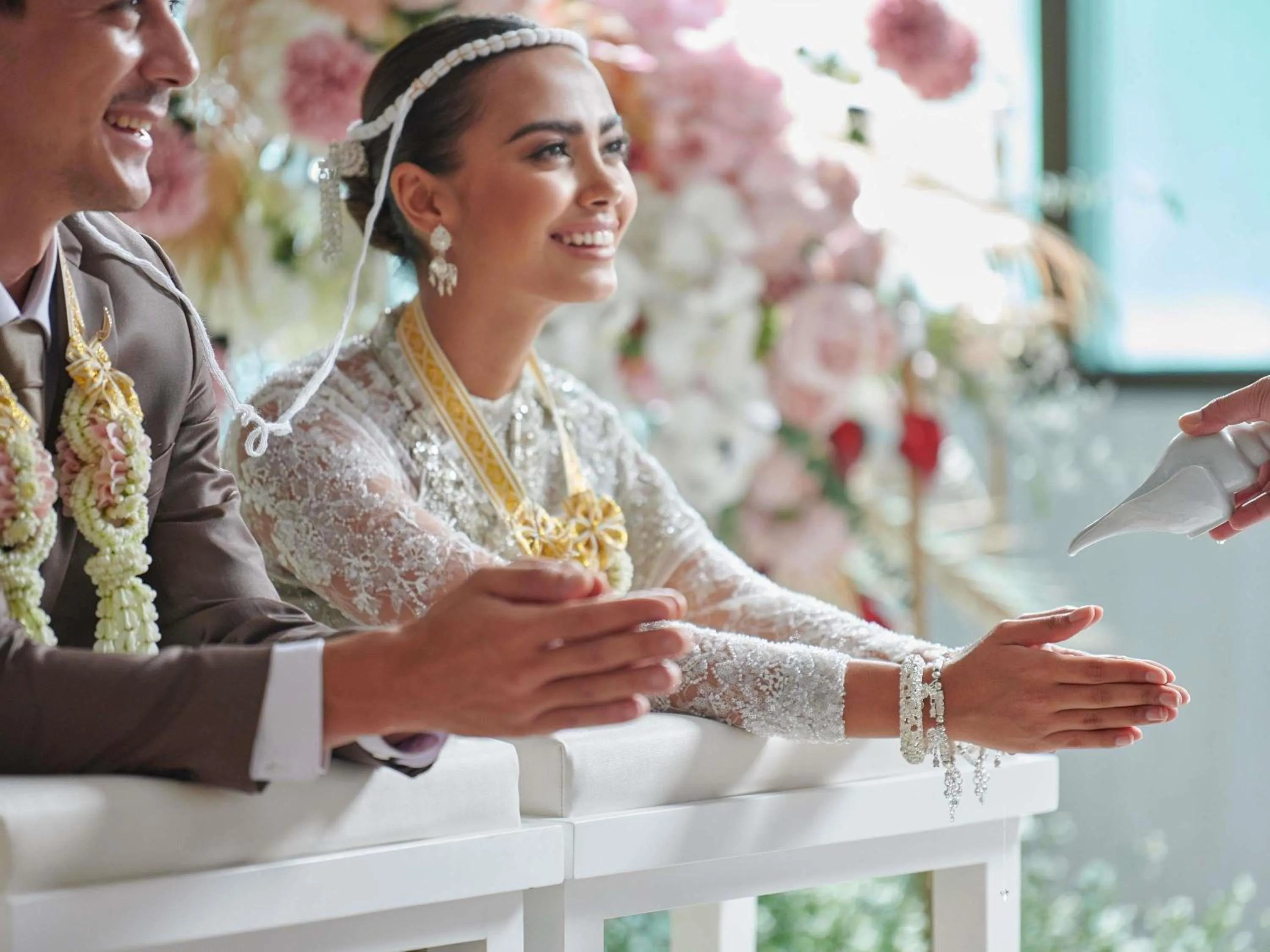 wedding in VIE Hotel Bangkok - MGallery Collection