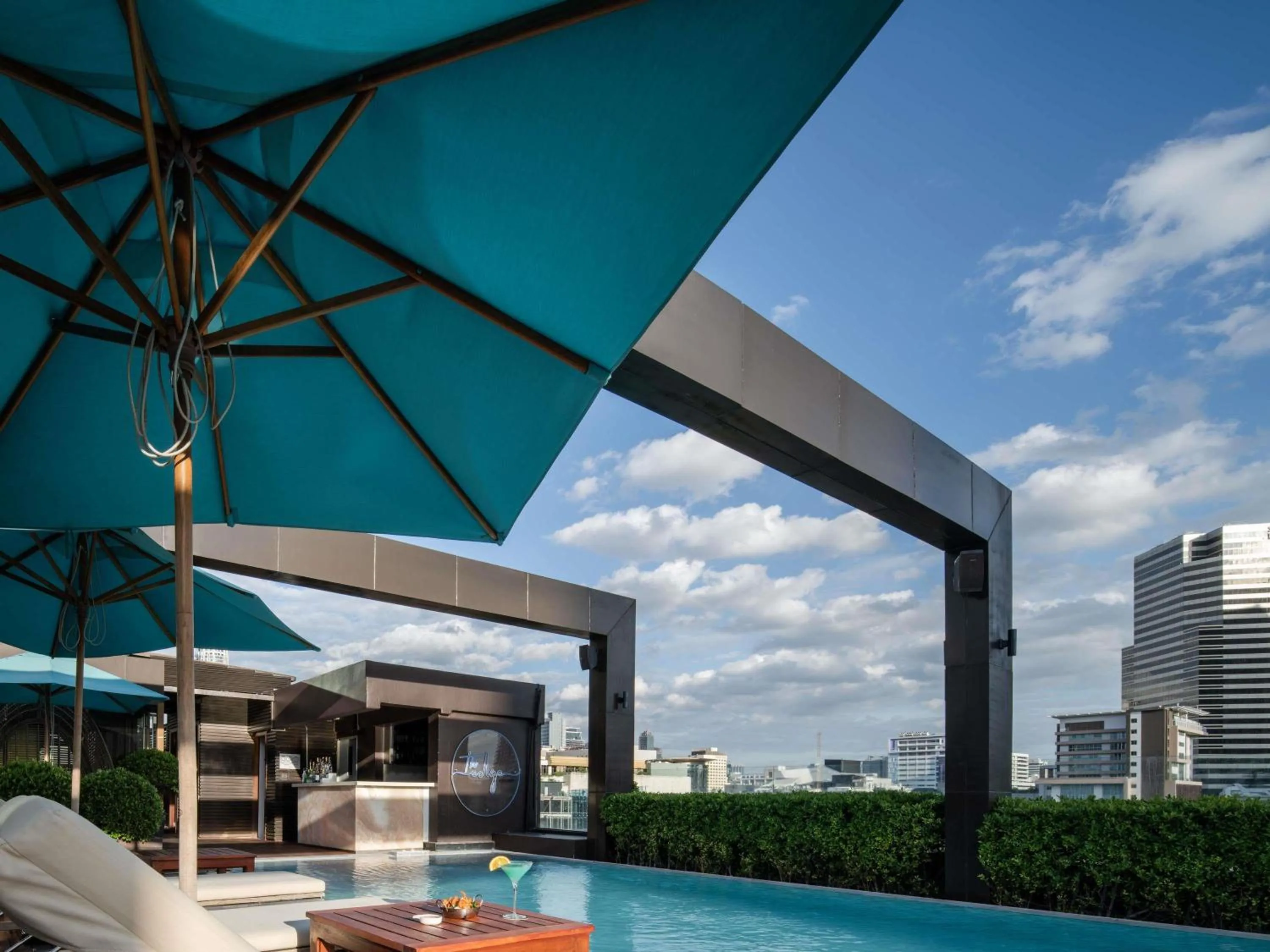 Lounge or bar in VIE Hotel Bangkok - MGallery Collection