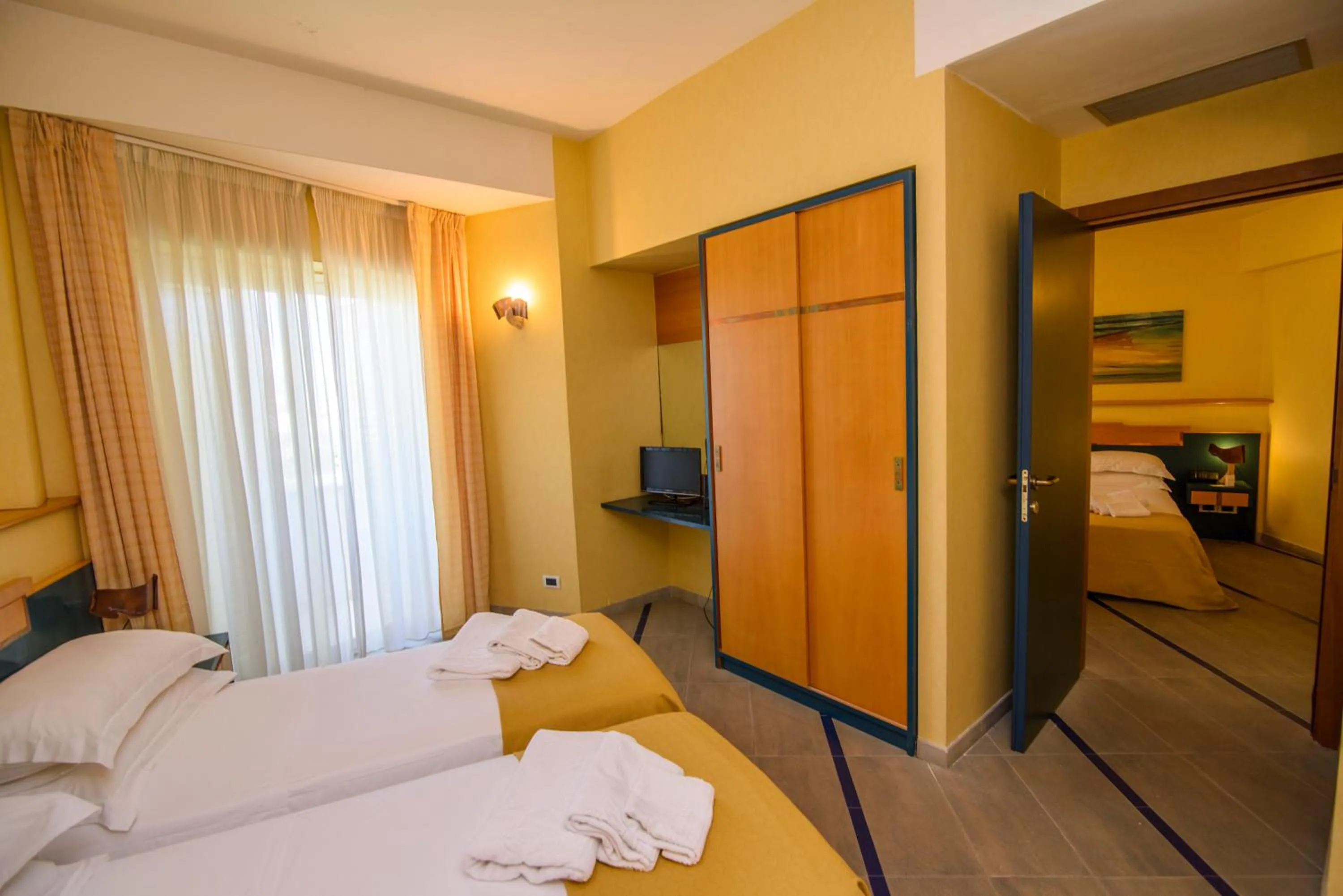 Photo of the whole room, Bed in Grand Hotel President