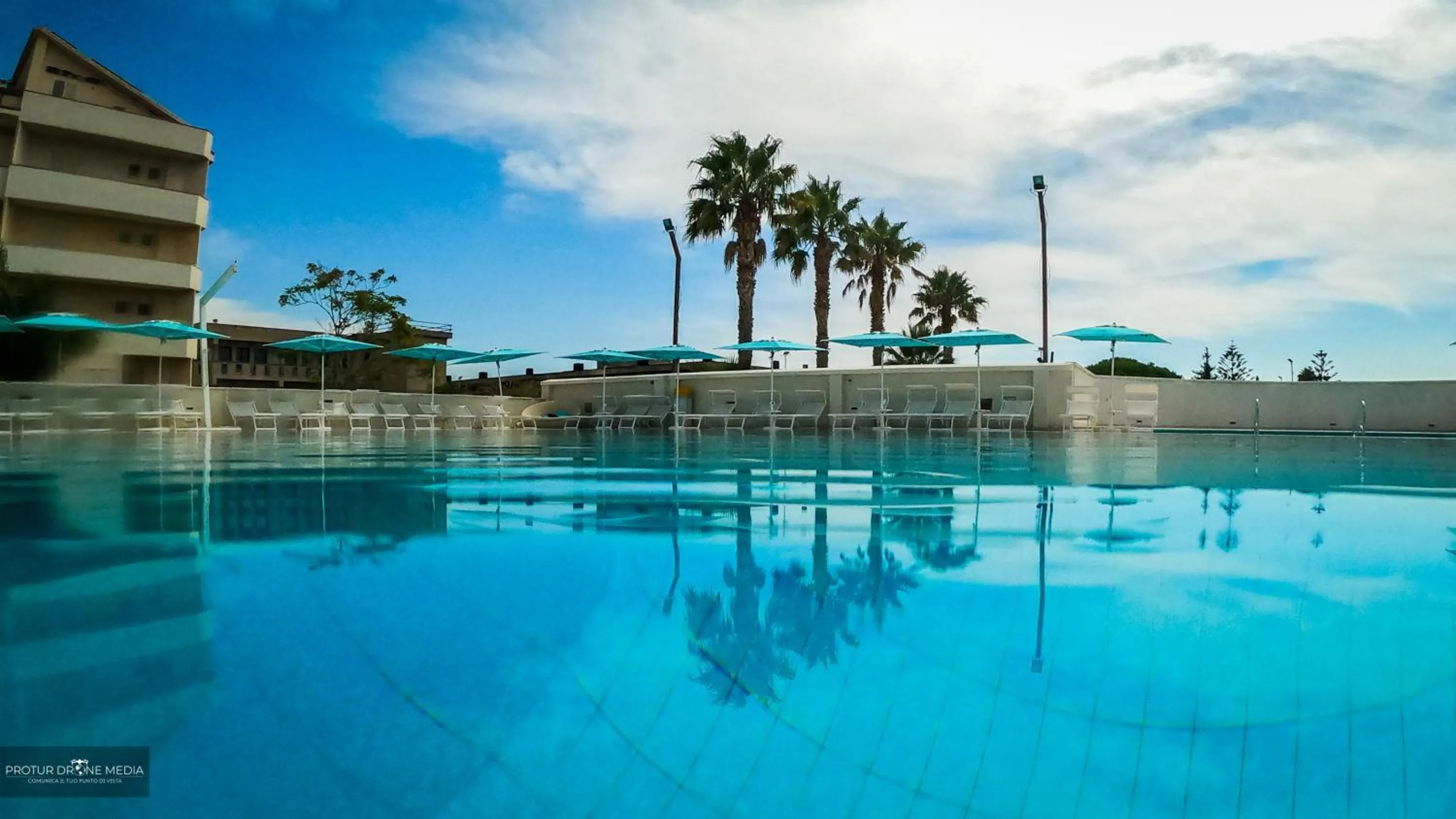 Swimming pool in Grand Hotel President