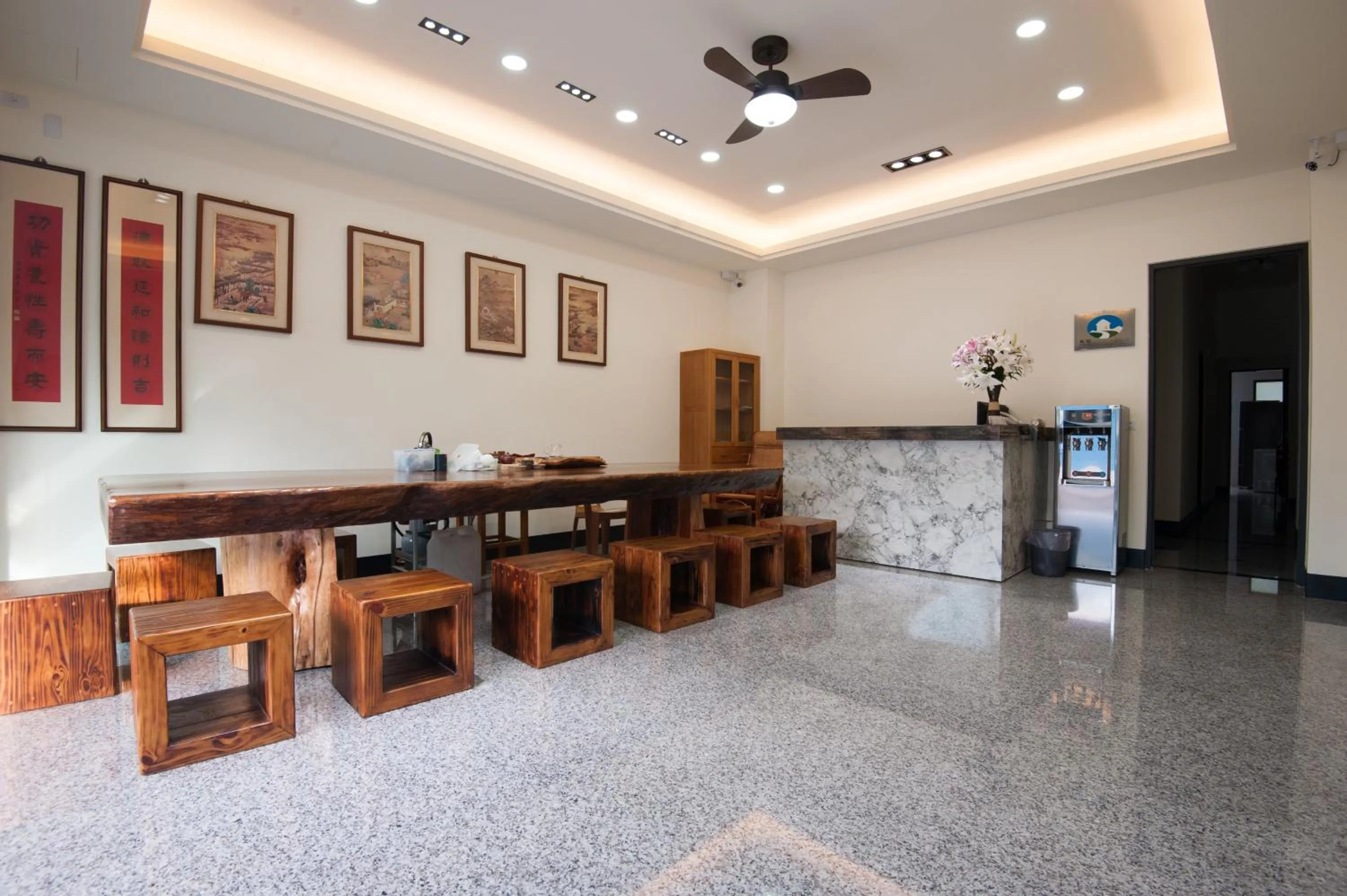 Lobby or reception in Habitat Heart B&B