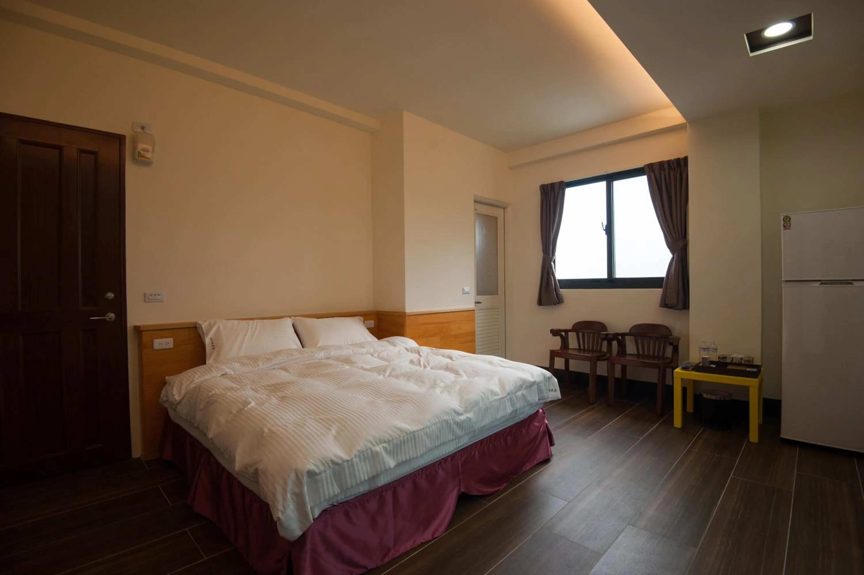 Bed in Habitat Heart B&B